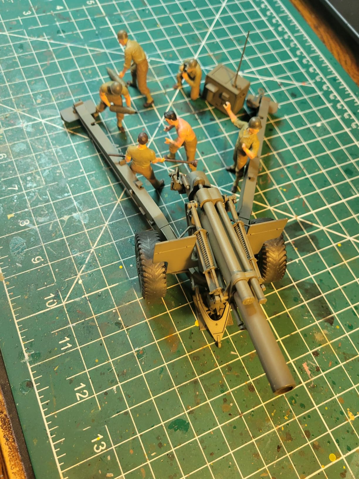 Italeri 6581S 1:35 M1 155 mm Howitzer with Crew, Model Making, Construction Kit, Stand Model Making, Crafts, Hobby, Gluing, Plastic Kit, Multi-Coloured customer photo 1