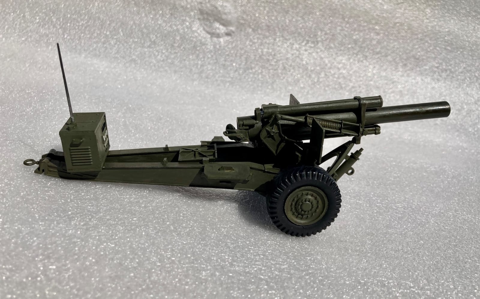 Italeri 6581S 1:35 M1 155 mm Howitzer with Crew, Model Making, Construction Kit, Stand Model Making, Crafts, Hobby, Gluing, Plastic Kit, Multi-Coloured customer photo 2