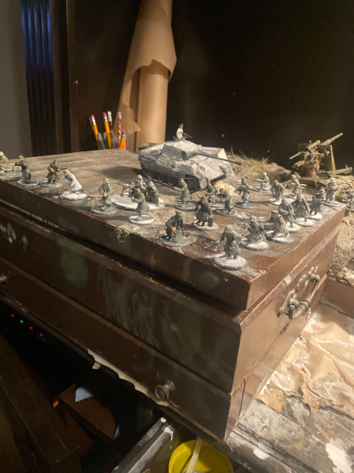 Wargames Delivered - Warlord Games Bolt Action Tank War - British Churchill Tank, World War Two Miniatures, Action Figures 28mm Scale Model for Miniature Wargaming customer photo 1
