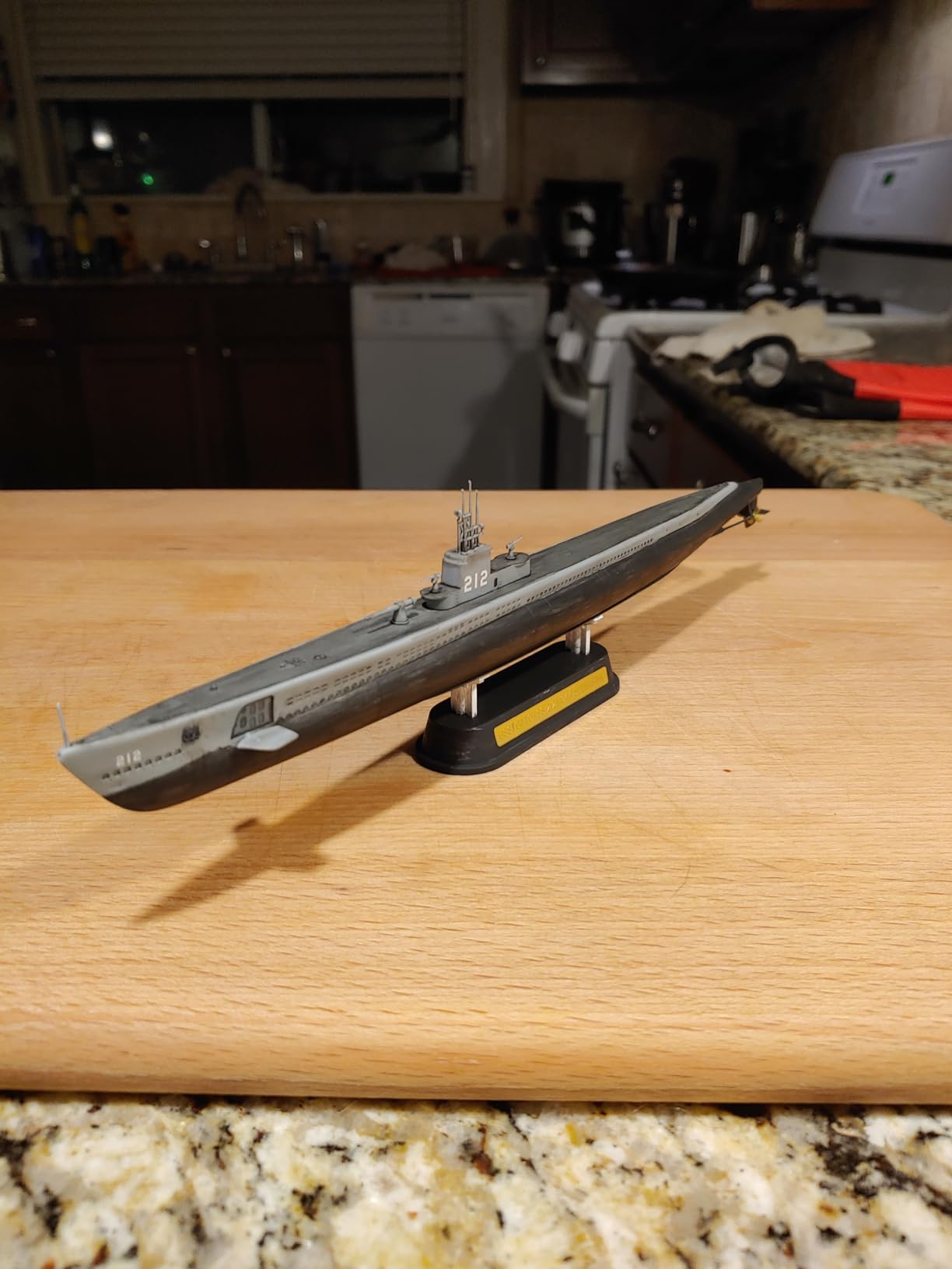 Hobbyboss HBB83524 1:350-USS Gato SS-212 1944 Scale Model Kit, Molded Color customer photo 1