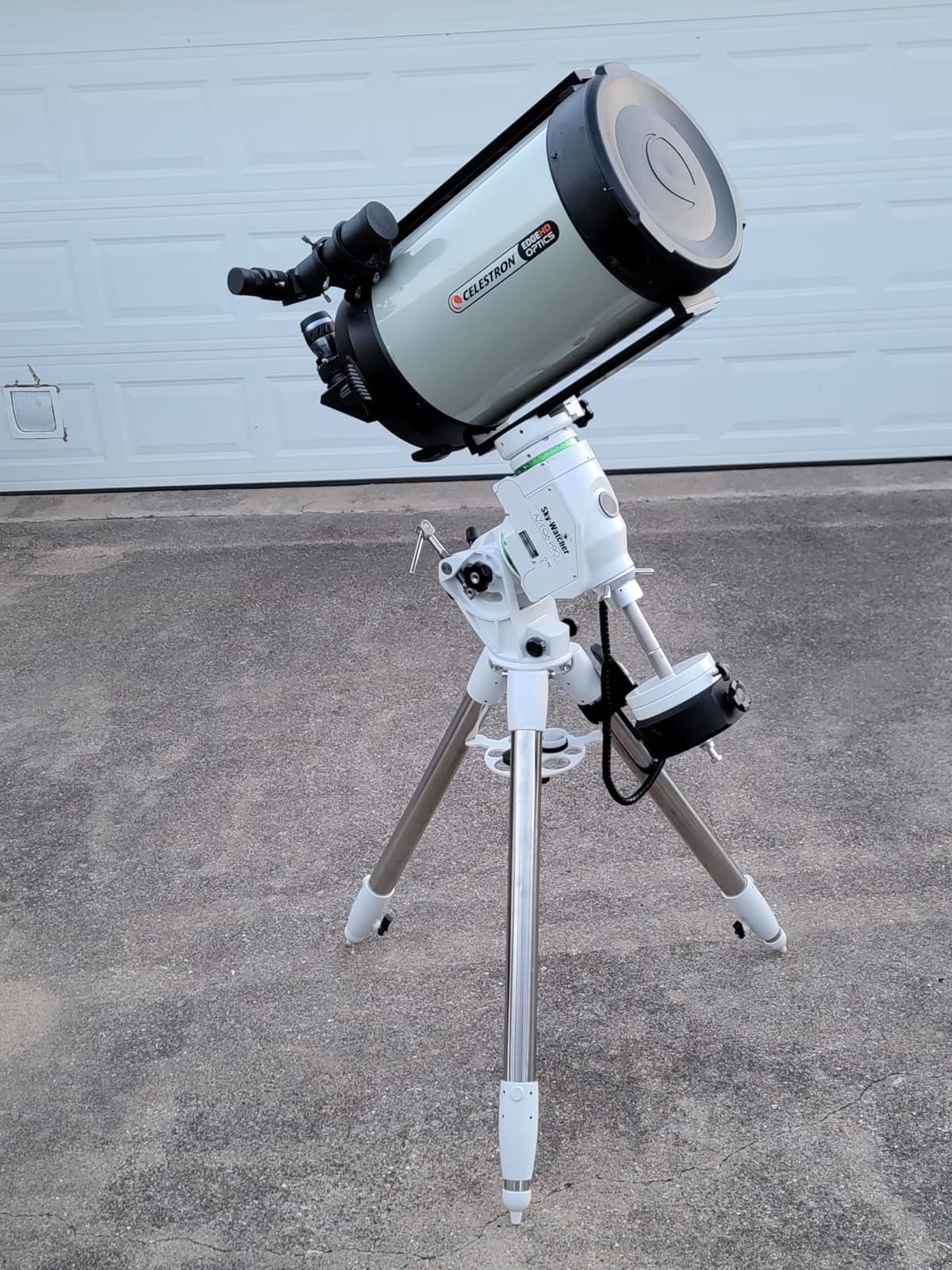 Sky-Watcher AZ-EQ6 Mount - Multi-Purpose GoTo SynScan Dual OTA Mount - EQ and Dual AZ Modes - 44 Pound Payload Capacity (S30330) customer photo 1