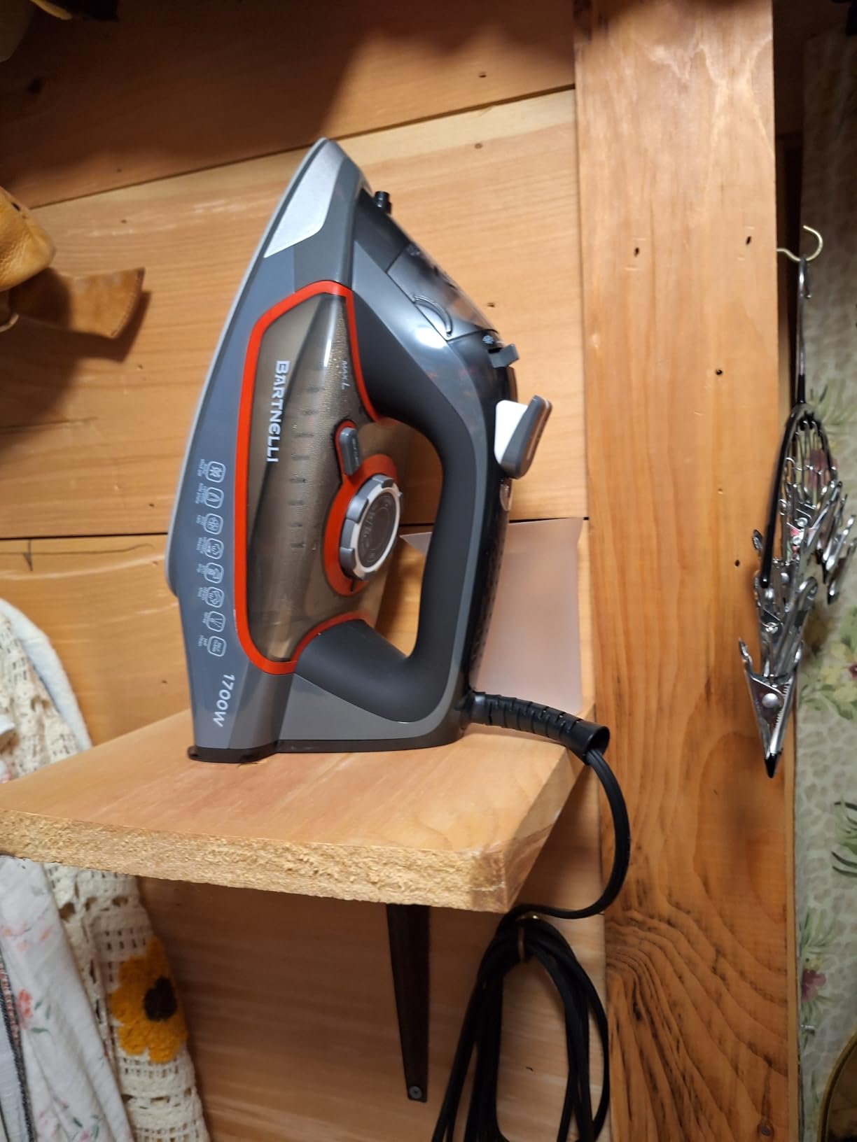 Bartnelli Pro Luxury Steam Iron for Clothes - 1700W Heavy-Duty Commercial Iron with Multi-Layer Ceramic Soleplate, Active Anti-Drip Technology, Smart 3-Way Auto Shut-Off & Precision Tip customer photo 1