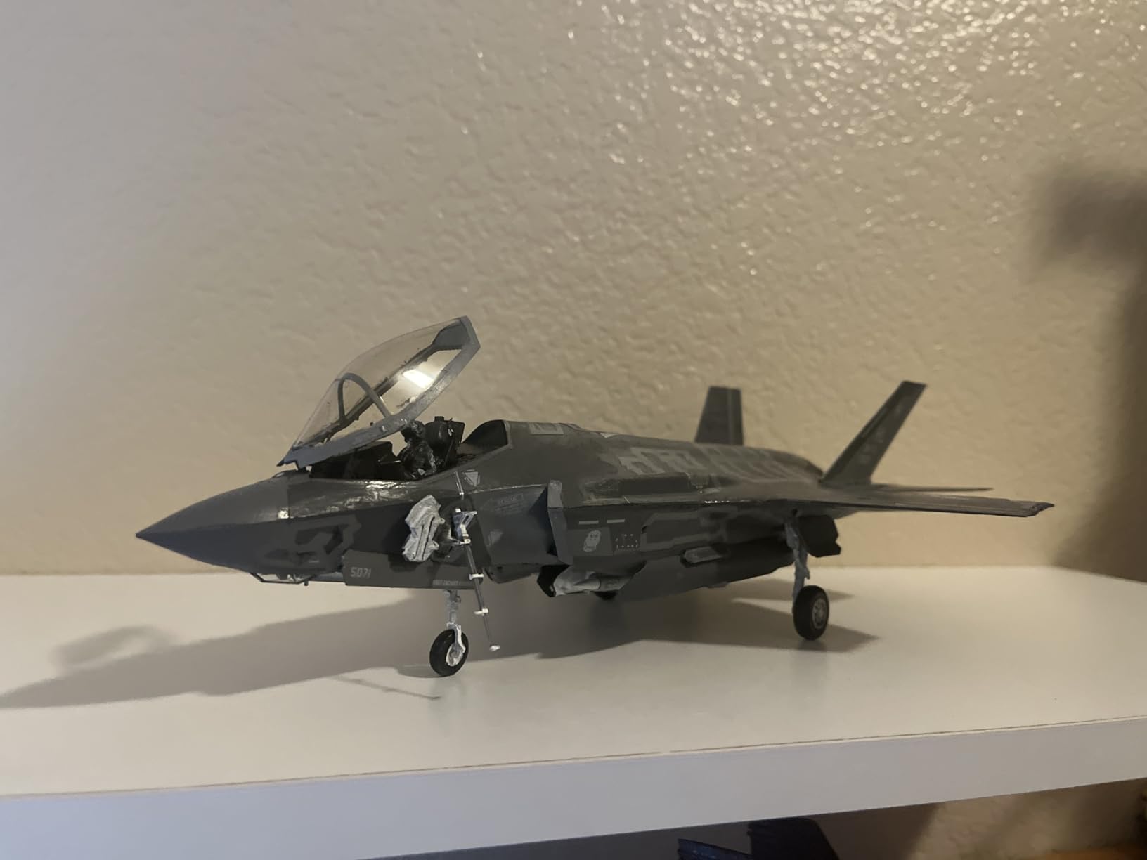 Lockheed Martin F-35 A Lightning II Plastic Model Kit, 1/48 Scale customer photo 1