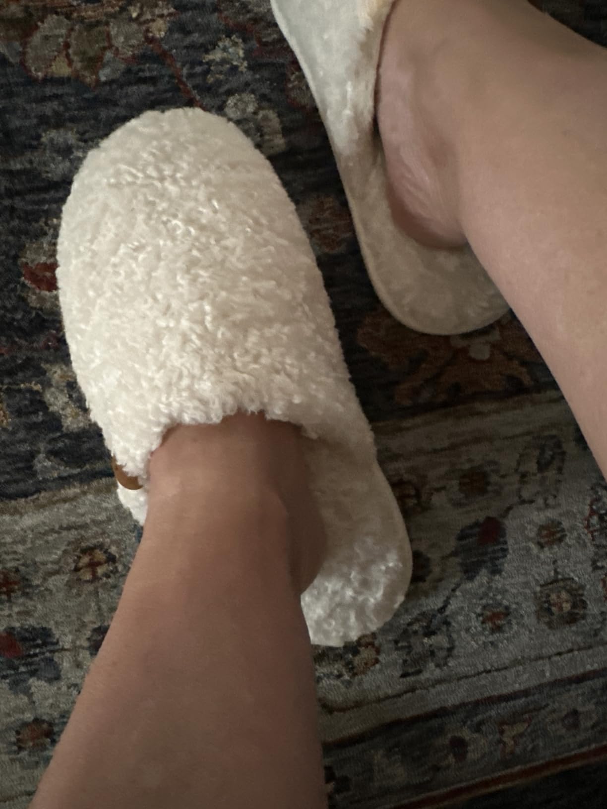 EverFoams Women's Fuzzy Slippers Warm Cozy Memory Foam Indoor House Shoes customer photo 2