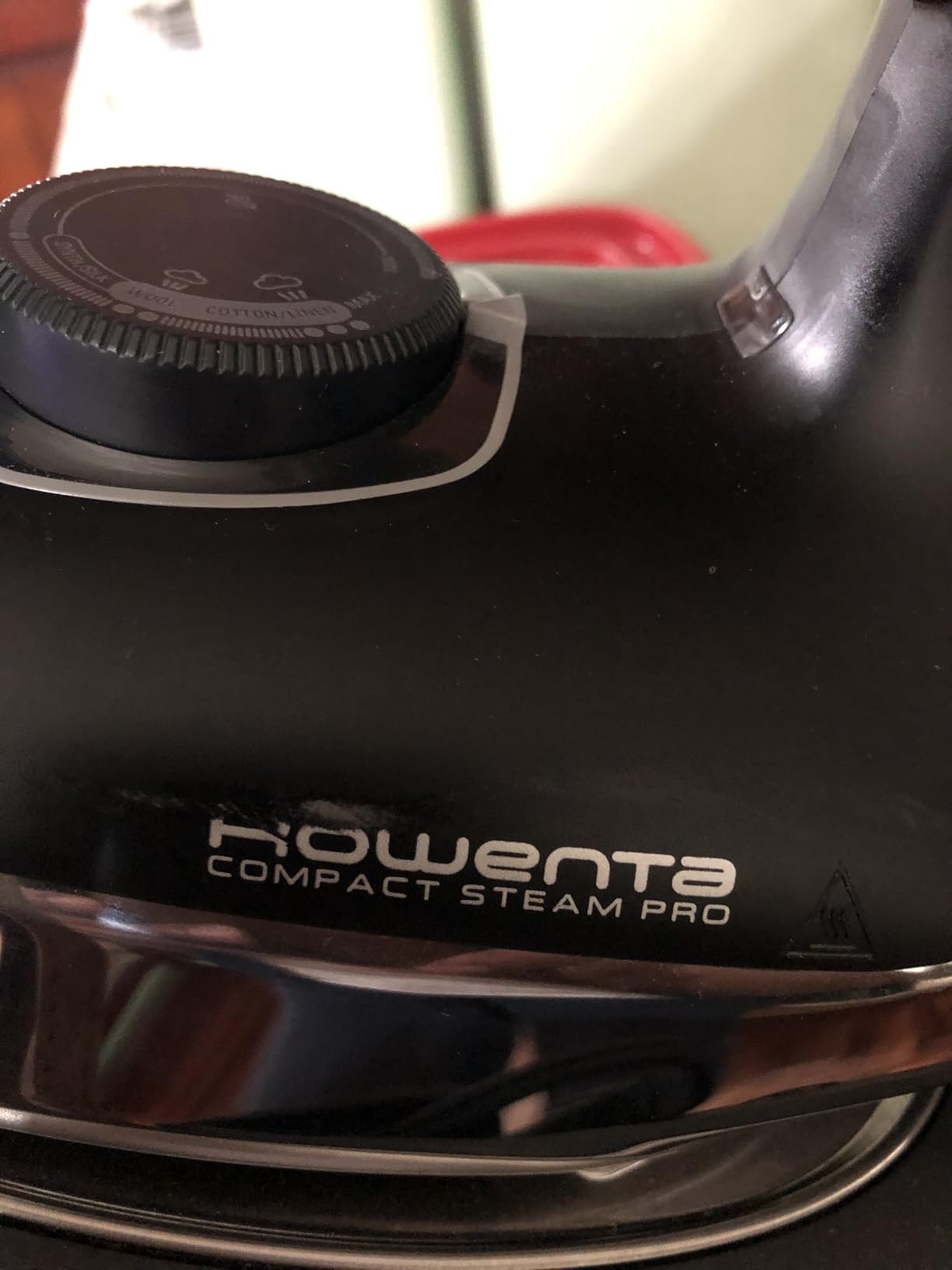 Rowenta, Iron, Ultimate Steam Pro Stainless Steel Soleplate Professional Steam Station for Clothes, 1800 Watts, 1.3L Removable Tank, Boiler Technology, Fast Heat Up, Black Clothes Iron, DG8668 customer photo 1