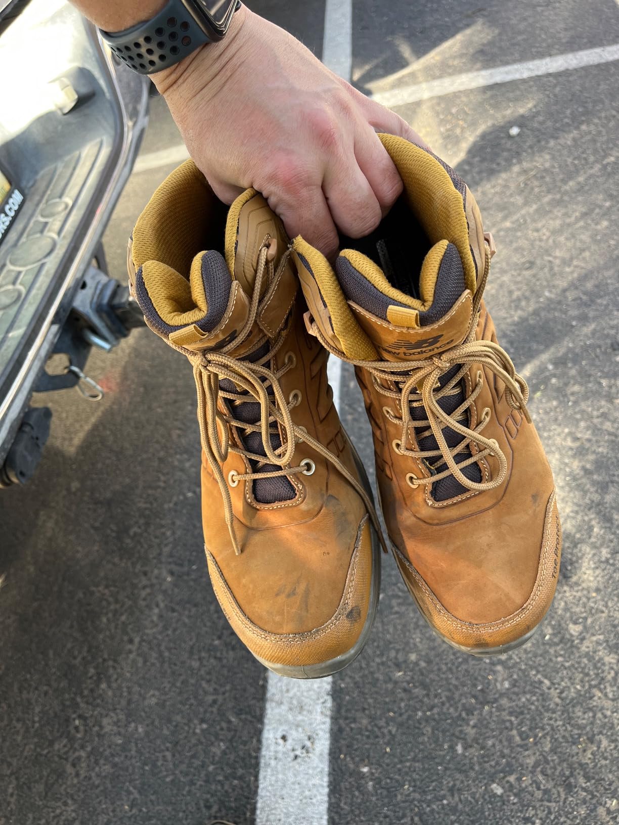 New Balance Men's Work & Safety Calibre Comp Toe EH PR SR Leather Safety Shoes customer photo 1