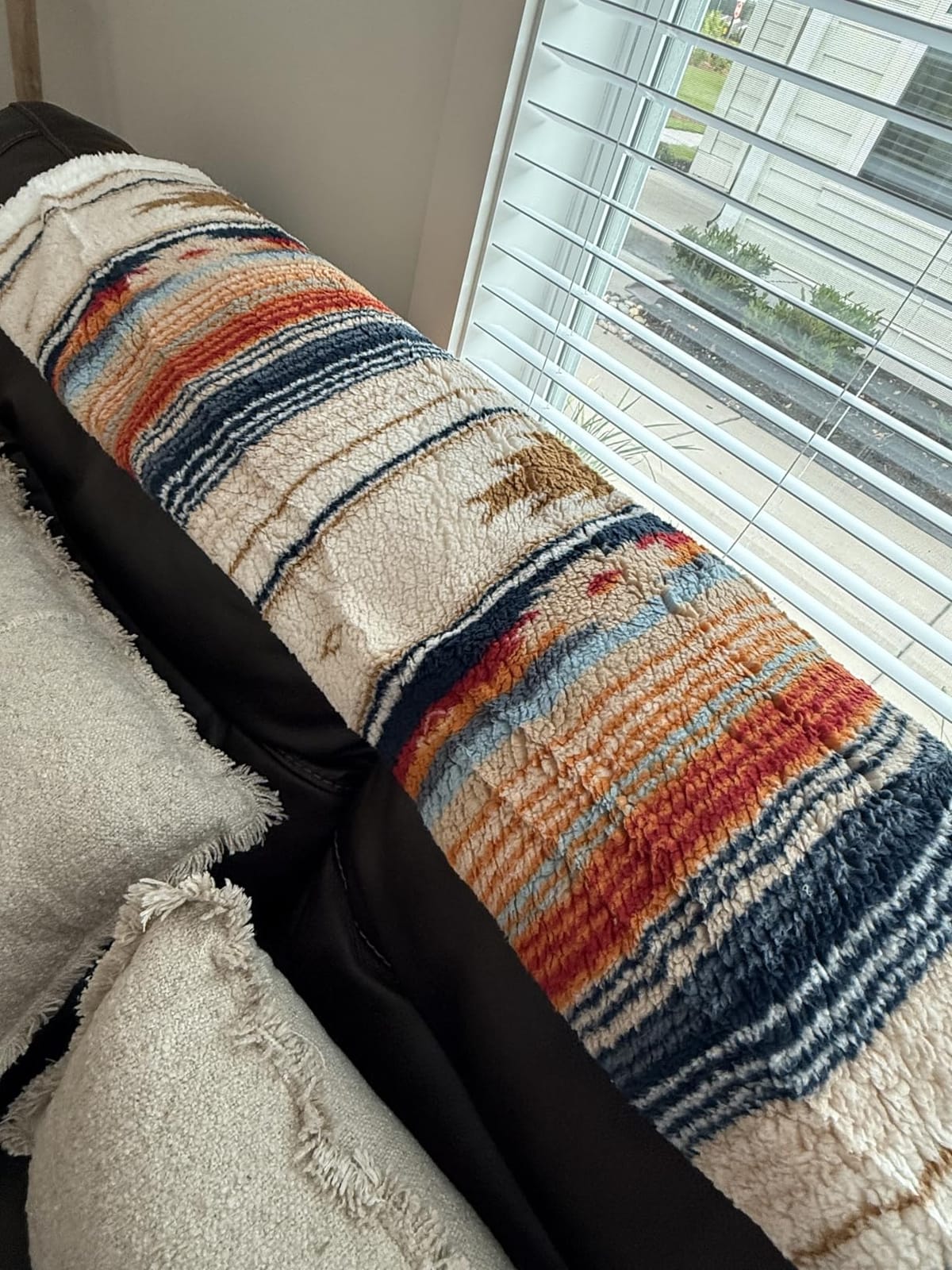 Wrangler - Throw Blanket with Sherpa Reverse, Super Soft Plush Bedding, Oeko-Tex Certified, Dorm Room Essentials, 50x60, Coyote Sands Brown customer photo 1