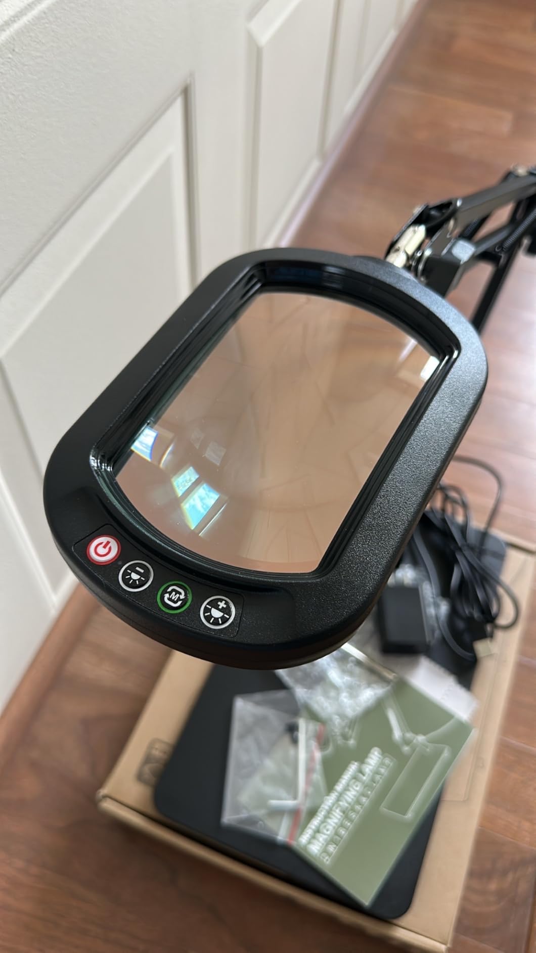 Drdefi 12X Square Magnifying Glass with Light and Stand, Real Glass LED Lighted Magnifier, 5 Color Modes Stepless Dimmable, Hands-Free Mag Desk Lamp with Clamp for Reading Craft Hobby Close Work Black customer photo 1