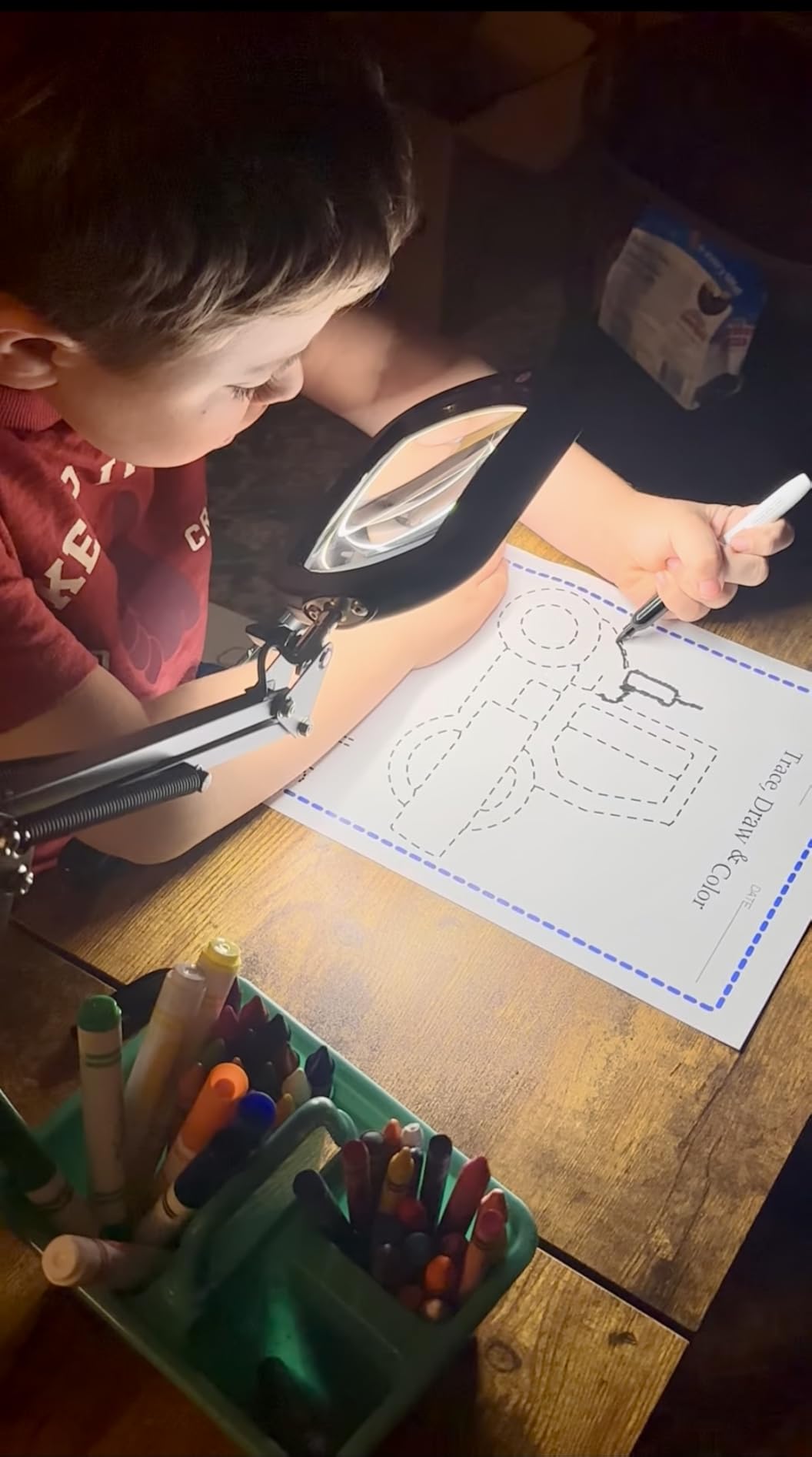 Drdefi 12X Square Magnifying Glass with Light and Stand, Real Glass LED Lighted Magnifier, 5 Color Modes Stepless Dimmable, Hands-Free Mag Desk Lamp with Clamp for Reading Craft Hobby Close Work Black customer photo 2