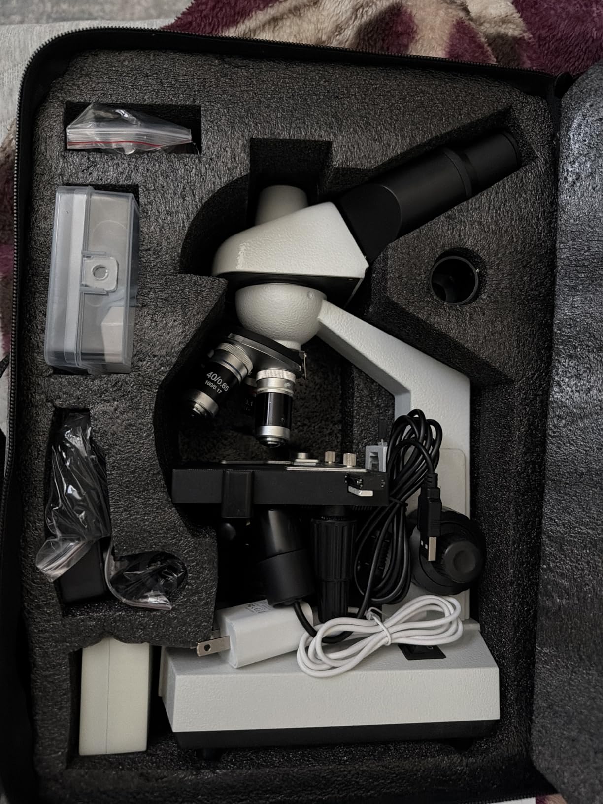 Trinocular Microscope 40X-5000X Magnification Laboratory Grade with Dual Mechanical Stage and HD USB Camera Microscopes for Adults（Adult Trinocular Microscope with Electronic Eyepiece） customer photo 2