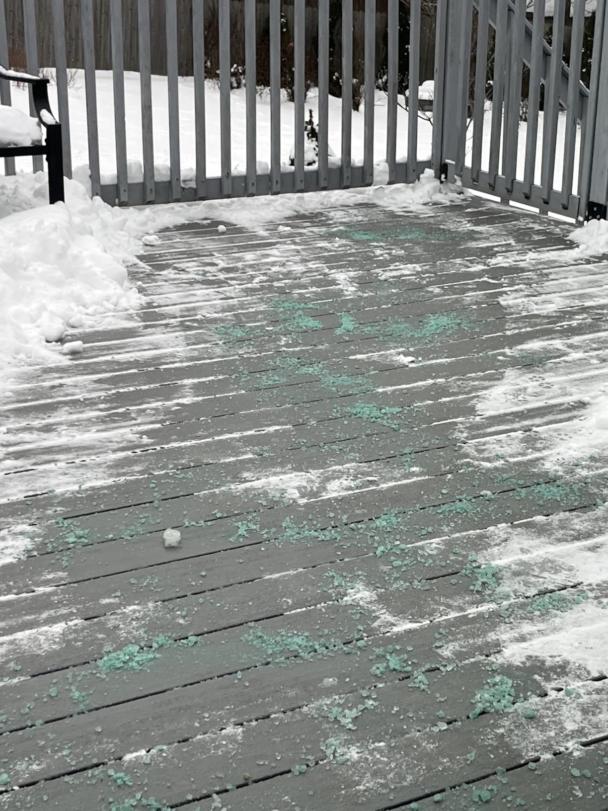 Pet-Friendly Ice Melt - Fast Acting Magnesium Chloride Formula, Safer for Pets & Surfaces, 15lb Bucket customer photo 2