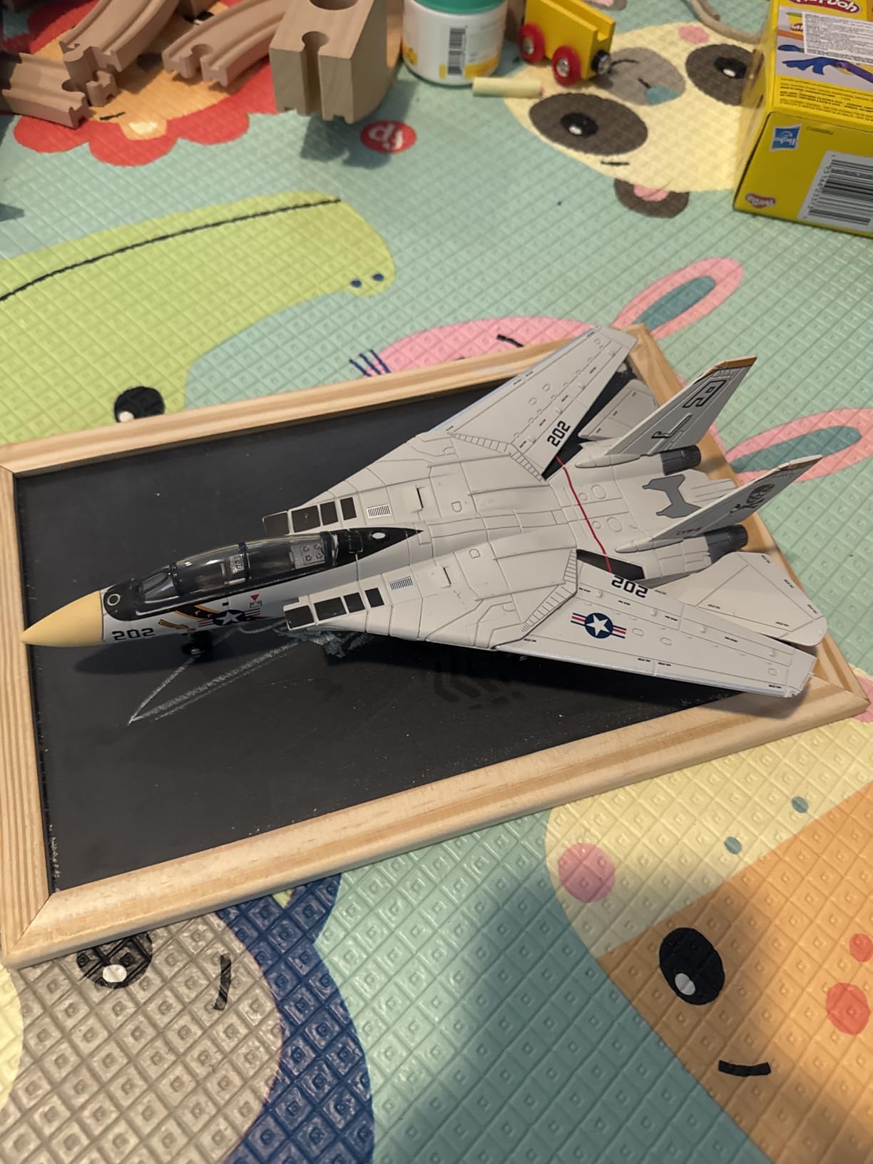 SEBUNAS 1/200 Scale B-2 Spirit Military Aircraft Toy Quick Build Model customer photo 1