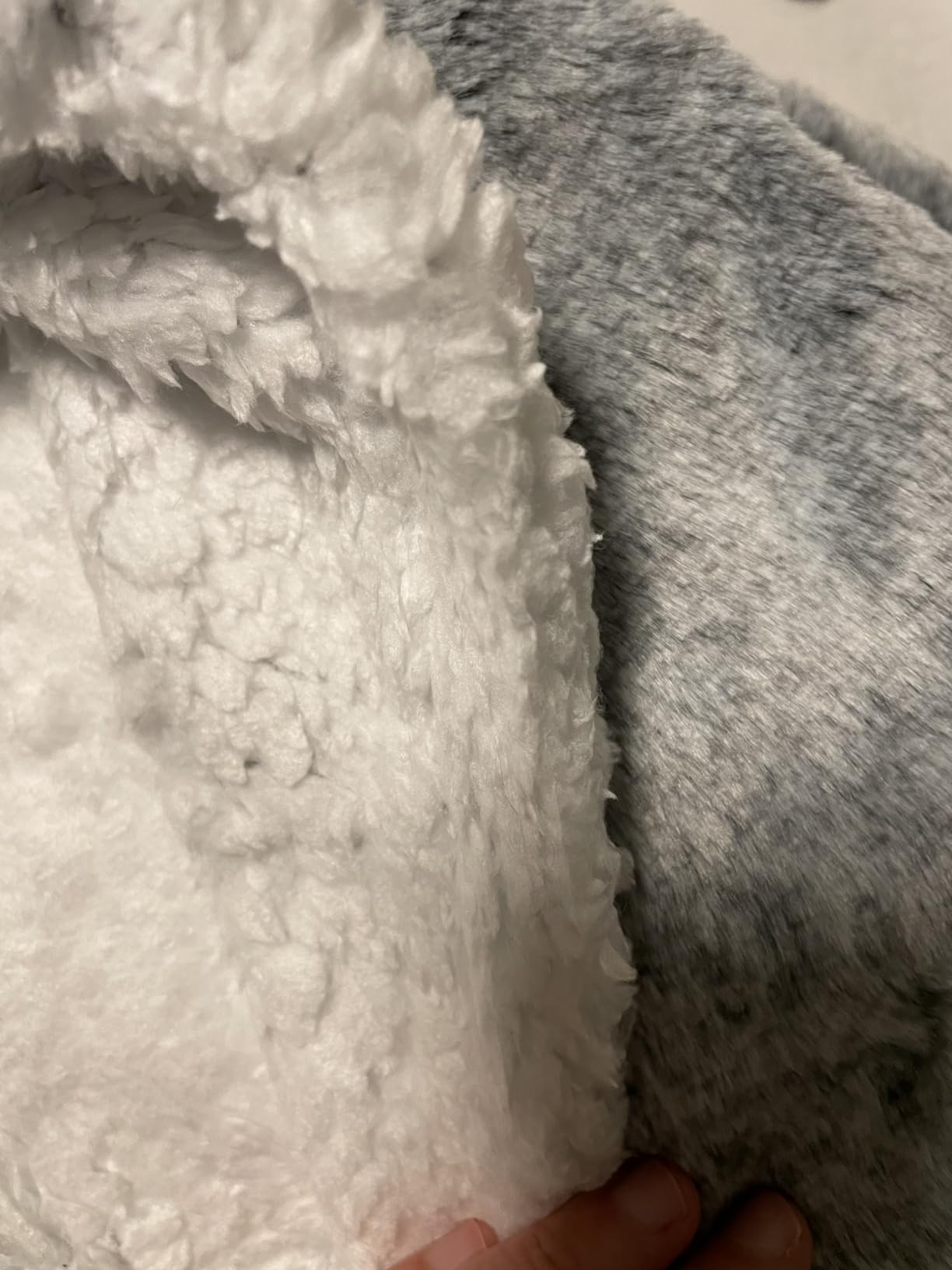BEDELITE Sherpa Throw Blanket, Soft Cozy Blanket for Couch, Black, 50x60 | Reversible Fuzzy Plush Blanket for Bed, Sofa & Room Decor, Luxurious Thick Warm Winter Gift for Men, Women, Dad, Mom customer photo 2