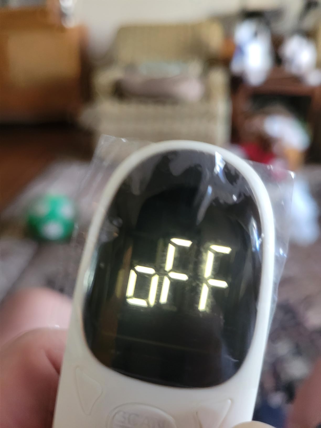 Cat & Dog Thermometer, pet Ear Thermometer, Specially Designed for Pets, Quickly and accurately detects Temperature in 1 Second (White) customer photo 1