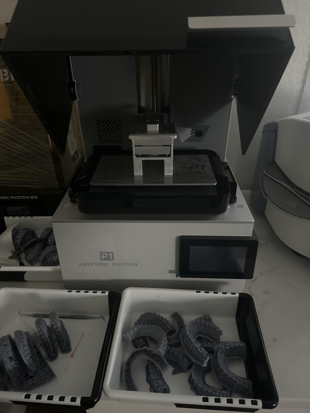 ANYCUBIC Photon P1 Resin 3D Printer with Dual-Color/-Material Printing | Engineering-Grade Resin Compatible, Stability Industrial Ball Screw, Large Build Size 8.78x4.96x9.05in customer photo 2