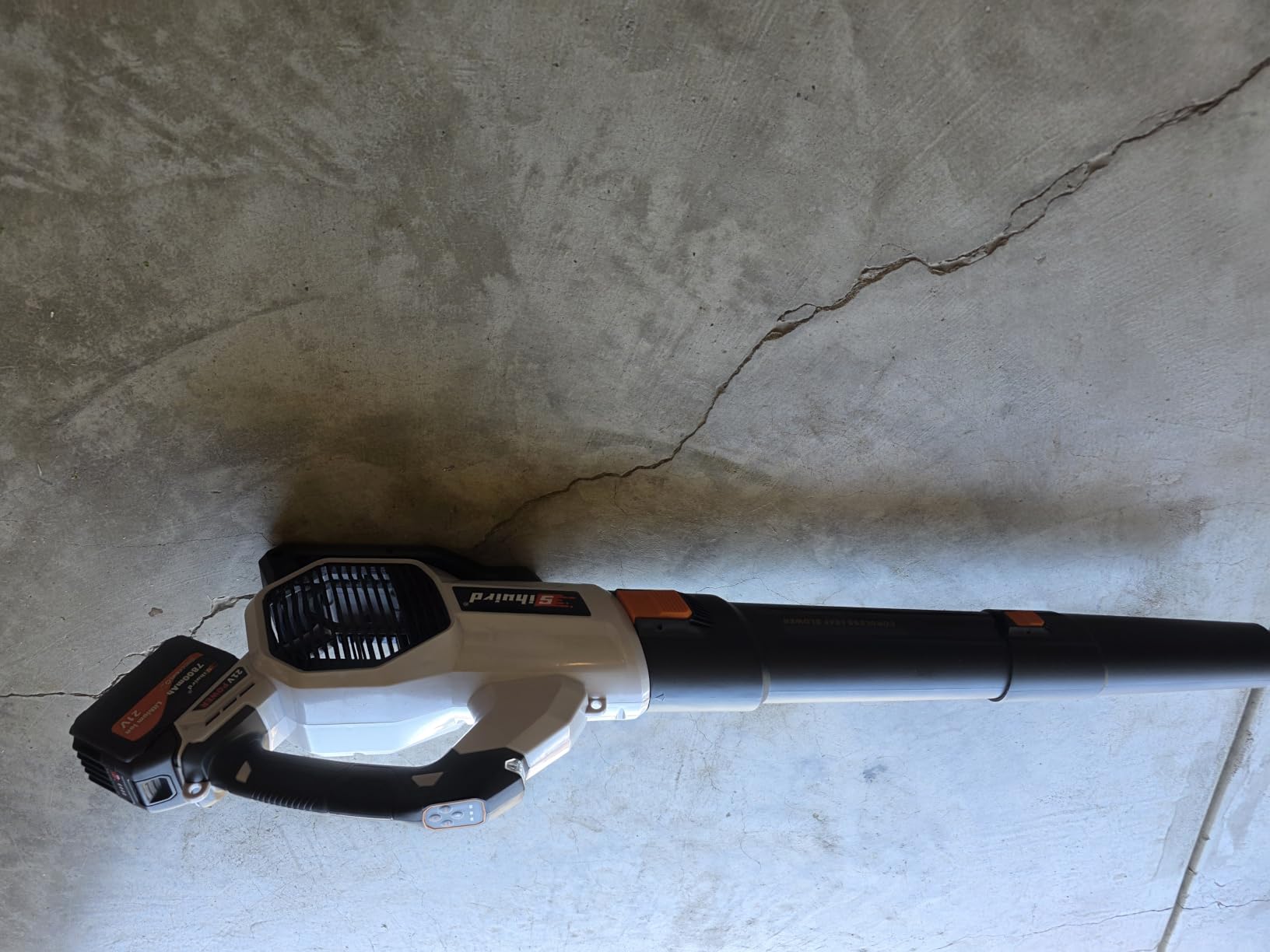 Sihuird Leaf Blower Cordless, 765CFM Electric Leaf Blowers with 2 x 7.8Ah Batteries and Dual Rapid Charger, 3- Speed & Turbo Mode, with LED lighting, 1 x Shoulder Strap, Blowers for Lawn Care - SL9501 customer photo 1
