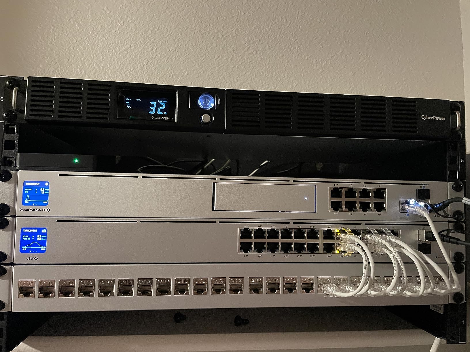 CyberPower OR500LCDRM1U Smart App LCD UPS Battery Backup and Surge Protector, 500VA/300W, 6 Outlets, AVR, 1U Rackmount, UL Certified customer photo 1