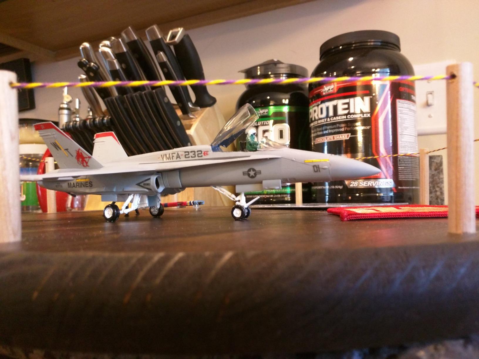 Hasegawa 1/72 F/A-18C Hornet customer photo 2