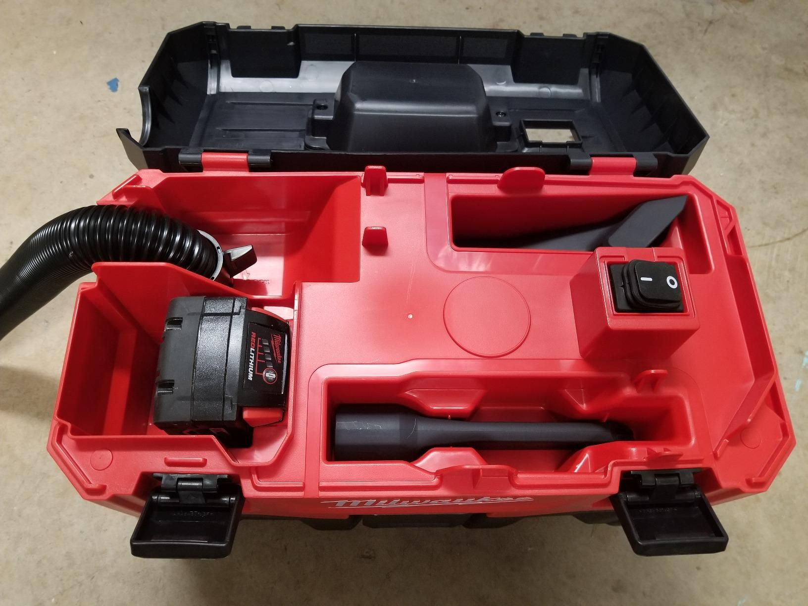 Milwaukee 0880-20 18-Volt Cordless Wet/Dry Vacuum, Red customer photo 1