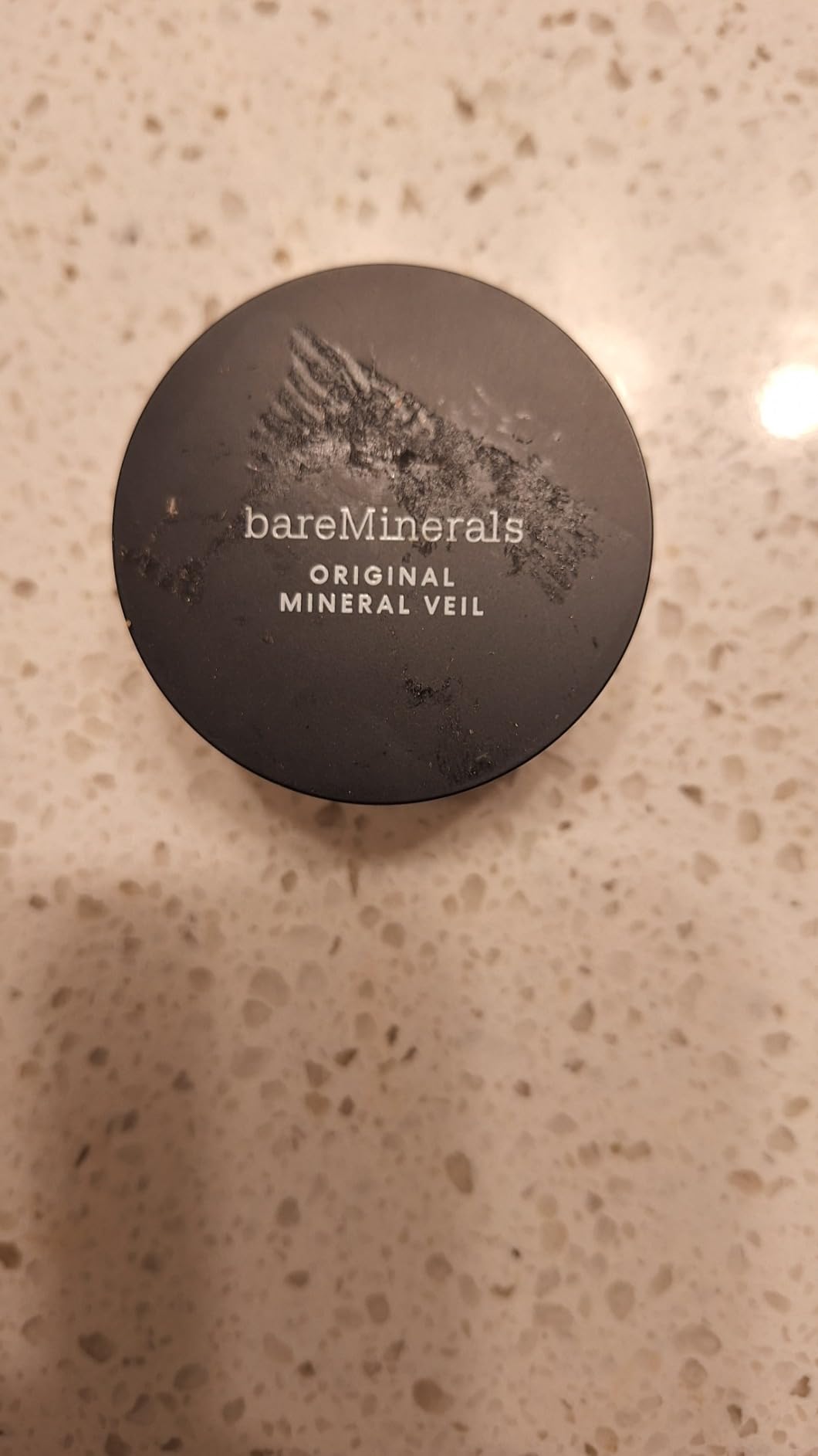 bareMinerals ORIGINAL Loose Mineral Veil, 0.3 oz customer photo 1