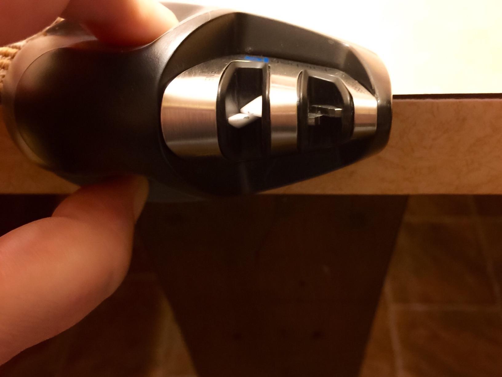 KitchenIQ 50009 Edge Grip 2-Stage Knife Sharpener, Black, Coarse & Fine Sharpeners, Compact for Easy Storage, Stable Non-Slip Base, Soft Grip Rubber Handle, Straight & Serrated Knives customer photo 1