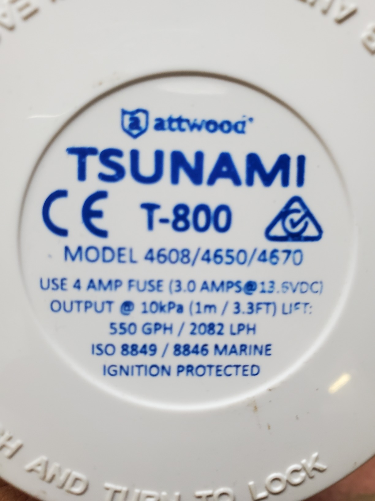 Attwood 4650-7 Tsunami T800 Aerator Pump, 800 GPH, 12-Volt, 3 1/2-Inch Long Inlet, Threaded 3/4-Inch Diameter Outlet, 29-Inch Wire customer photo 2