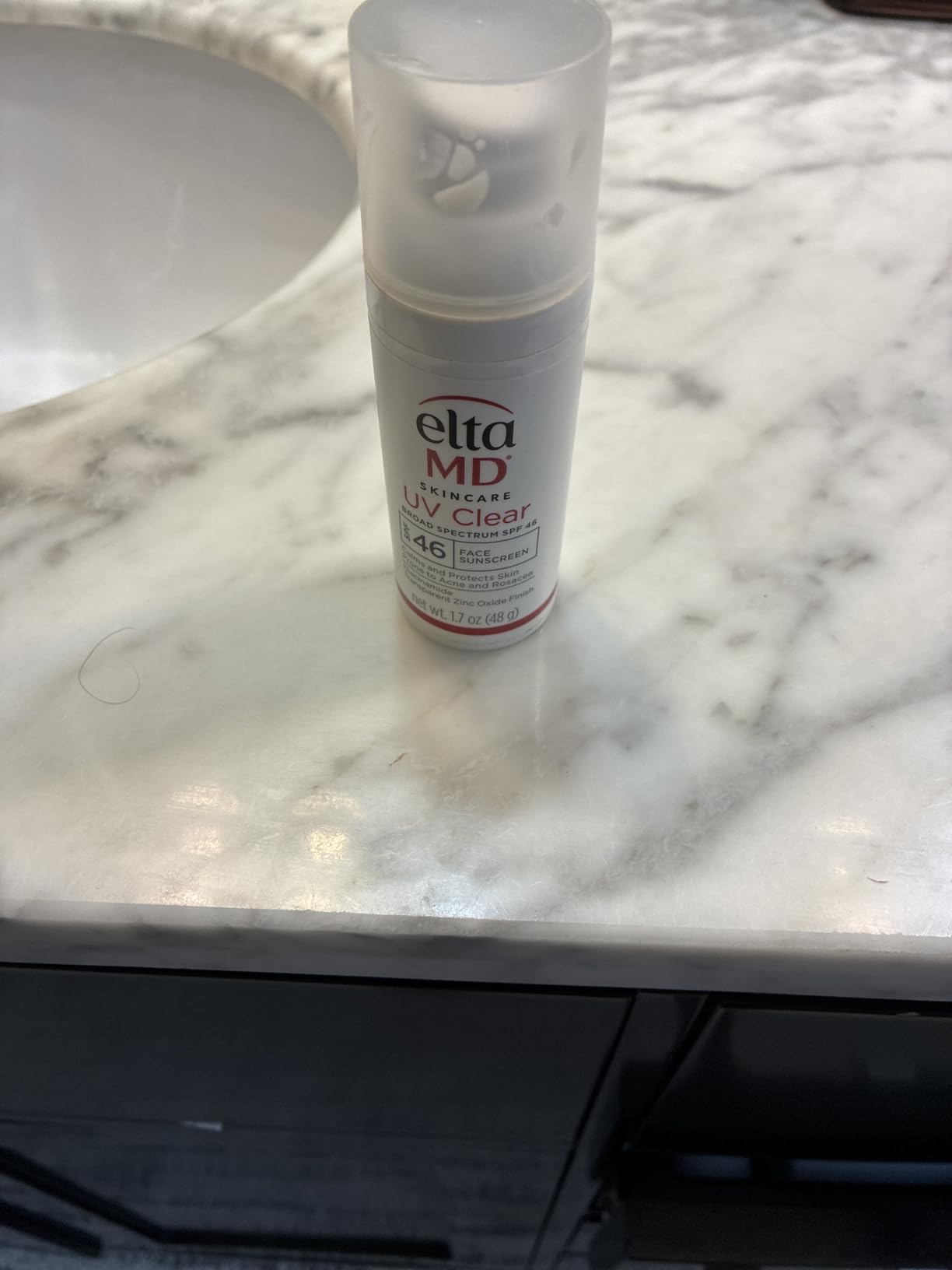 EltaMD UV Clear Face Sunscreen with Zinc Oxide, Oil-Free, SPF 46 and SPF 50 customer photo 2