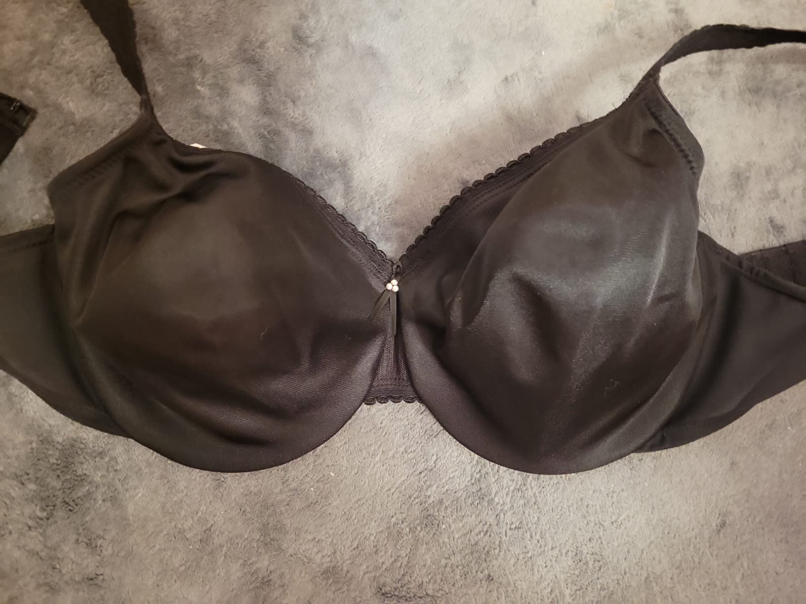 Wacoal Women's Simple Shaping Minimizer Bra, 857109 customer photo 1