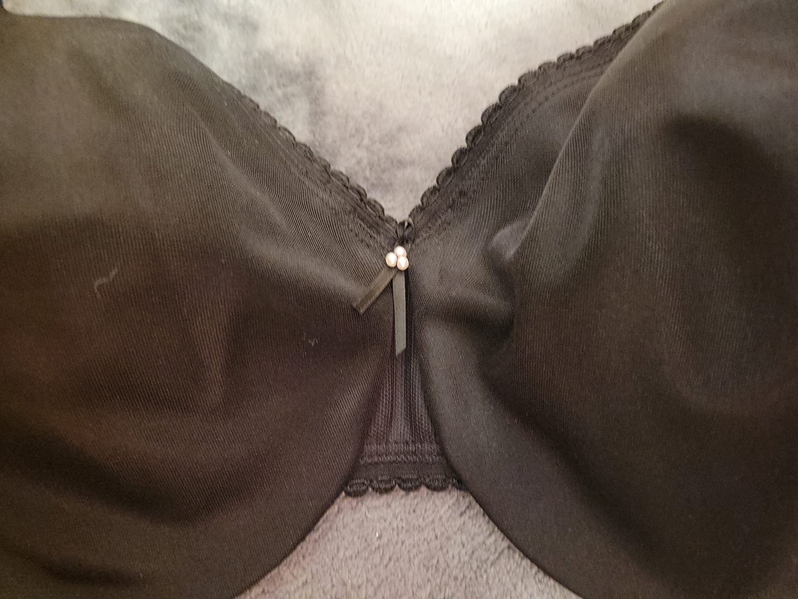 Wacoal Women's Simple Shaping Minimizer Bra, 857109 customer photo 2