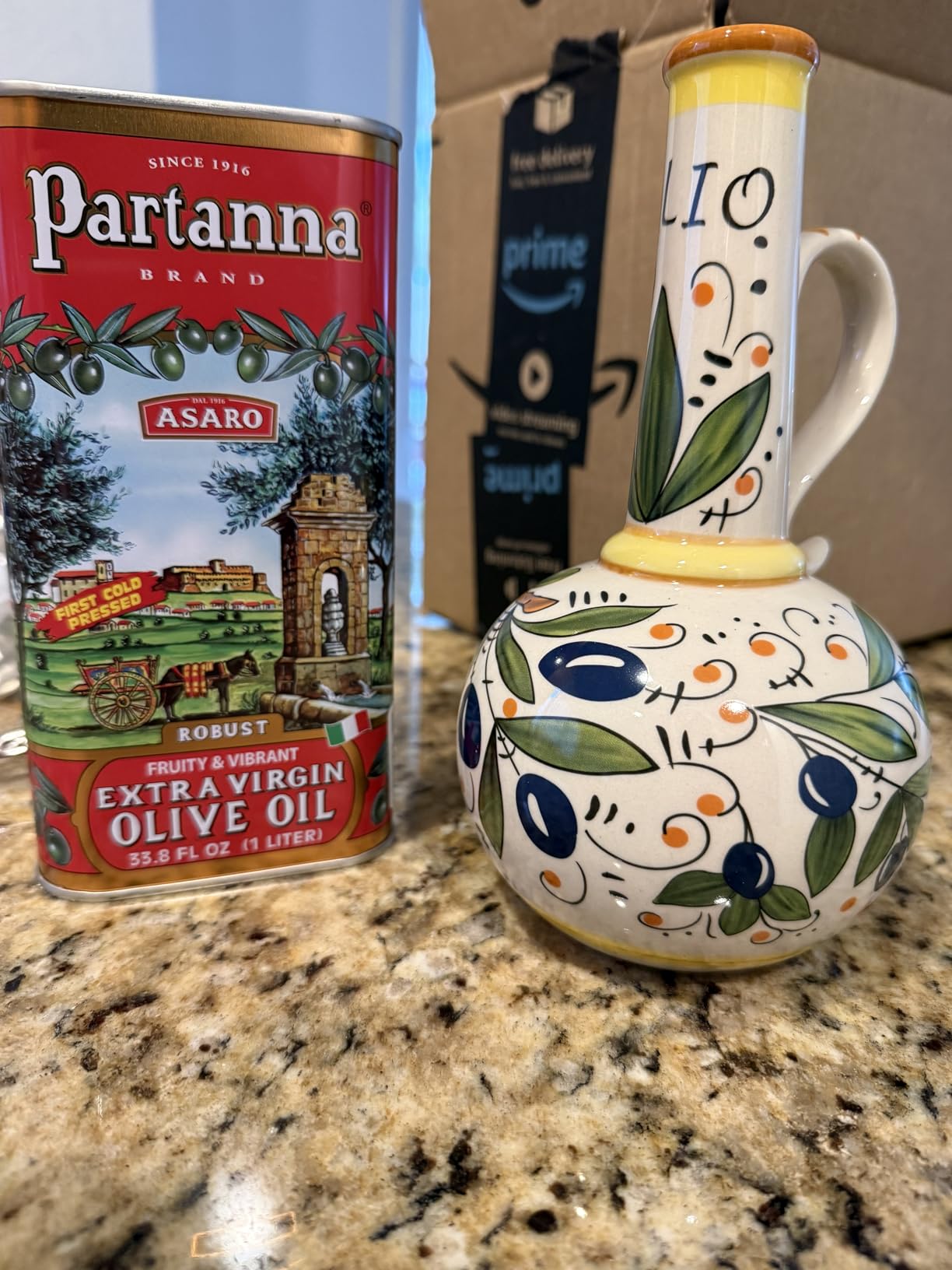 Partanna Robust Extra Virgin Olive Oil - Premium Castelvetrano Olive Oil - Harvested in Sicily - Pure Authentic Italian - Monovarietal - Rich in Flavor - First Cold Pressed 16.9oz (500ml) Tin customer photo 1