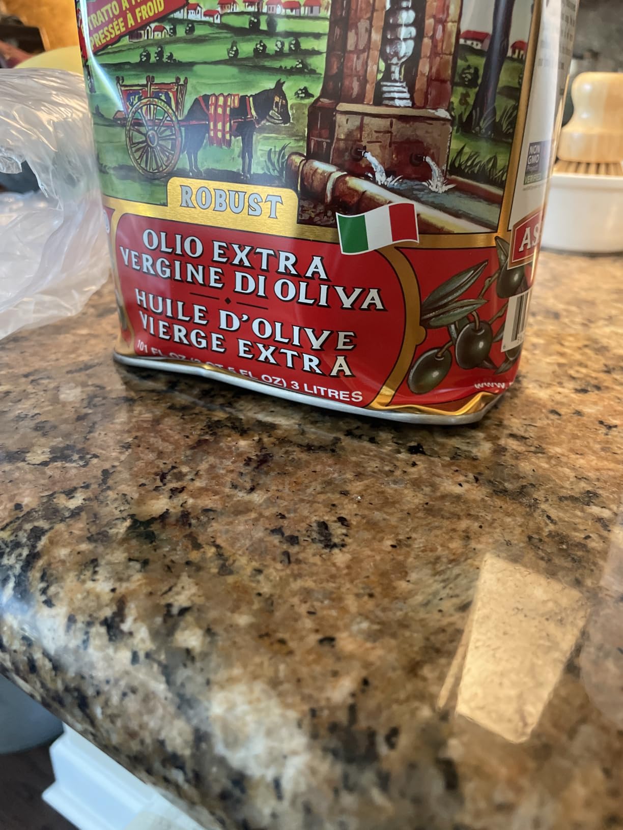Partanna Robust Extra Virgin Olive Oil - Premium Castelvetrano Olive Oil - Harvested in Sicily - Pure Authentic Italian - Monovarietal - Rich in Flavor - First Cold Pressed 16.9oz (500ml) Tin customer photo 2