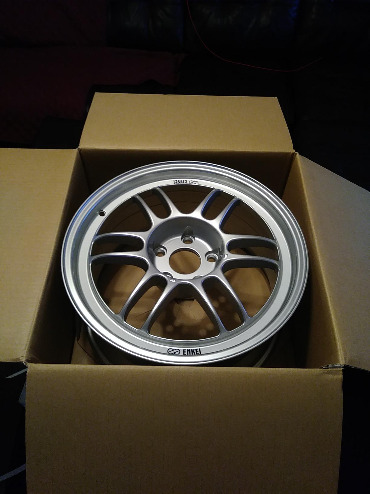 Enkei ENKRPF Silver Wheel (17x8