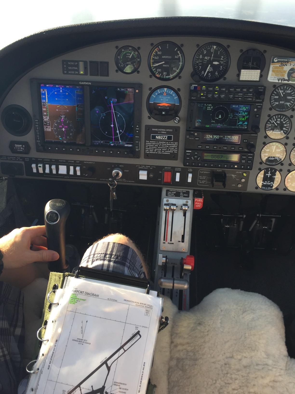 FlyBoys Classic Kneeboard, Pilot Leg Organizer with Clipboard, Blue customer photo 2