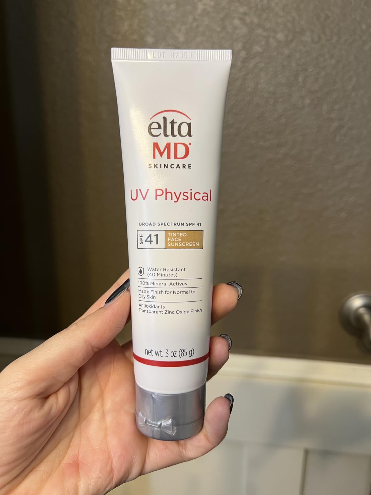 EltaMD UV Physical Tinted 100% Mineral Face Sunscreen, SPF 40 and 41 customer photo 1