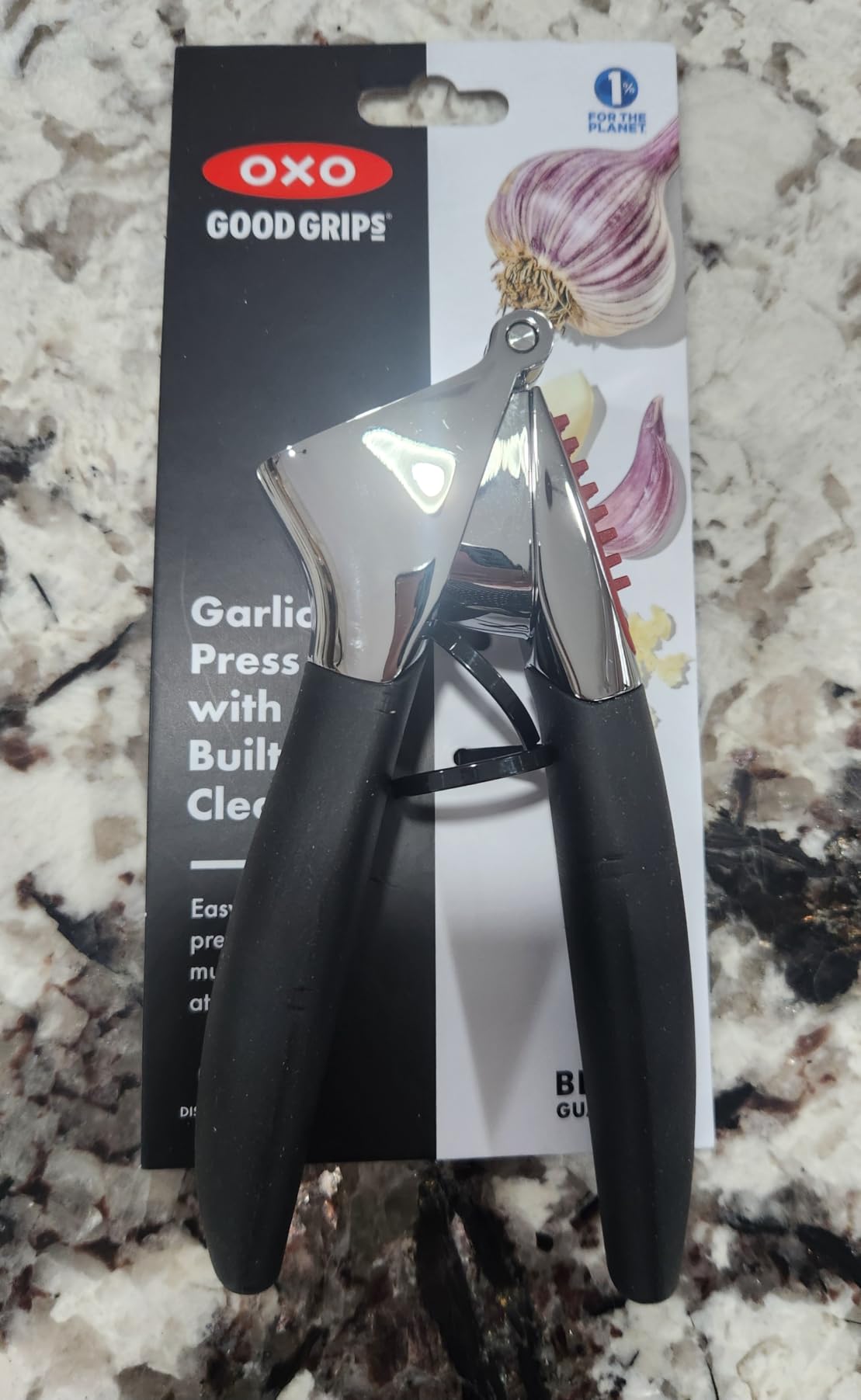 OXO Good Grips Garlic Press, Easy to squeeze & Self Cleaning Tool, Black customer photo 2