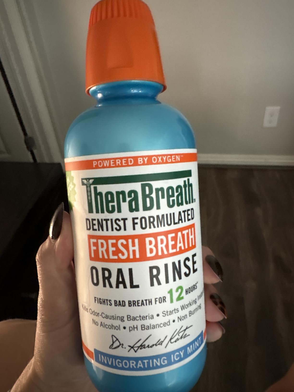 TheraBreath Fresh Breath Mouthwash, Icy Mint Flavor, Alcohol-Free, 16 Fl Oz (Pack of 2) customer photo 1