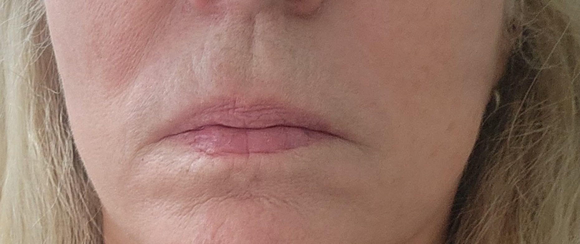 e.l.f. Poreless Face Primer, Skin-Smoothing Matte Makeup Base, Minimizes Pores & Fine Lines, Long-Lasting Foundation Primer with Tea Tree & Vitamins A & E, Vegan & Cruelty-Free customer photo 2
