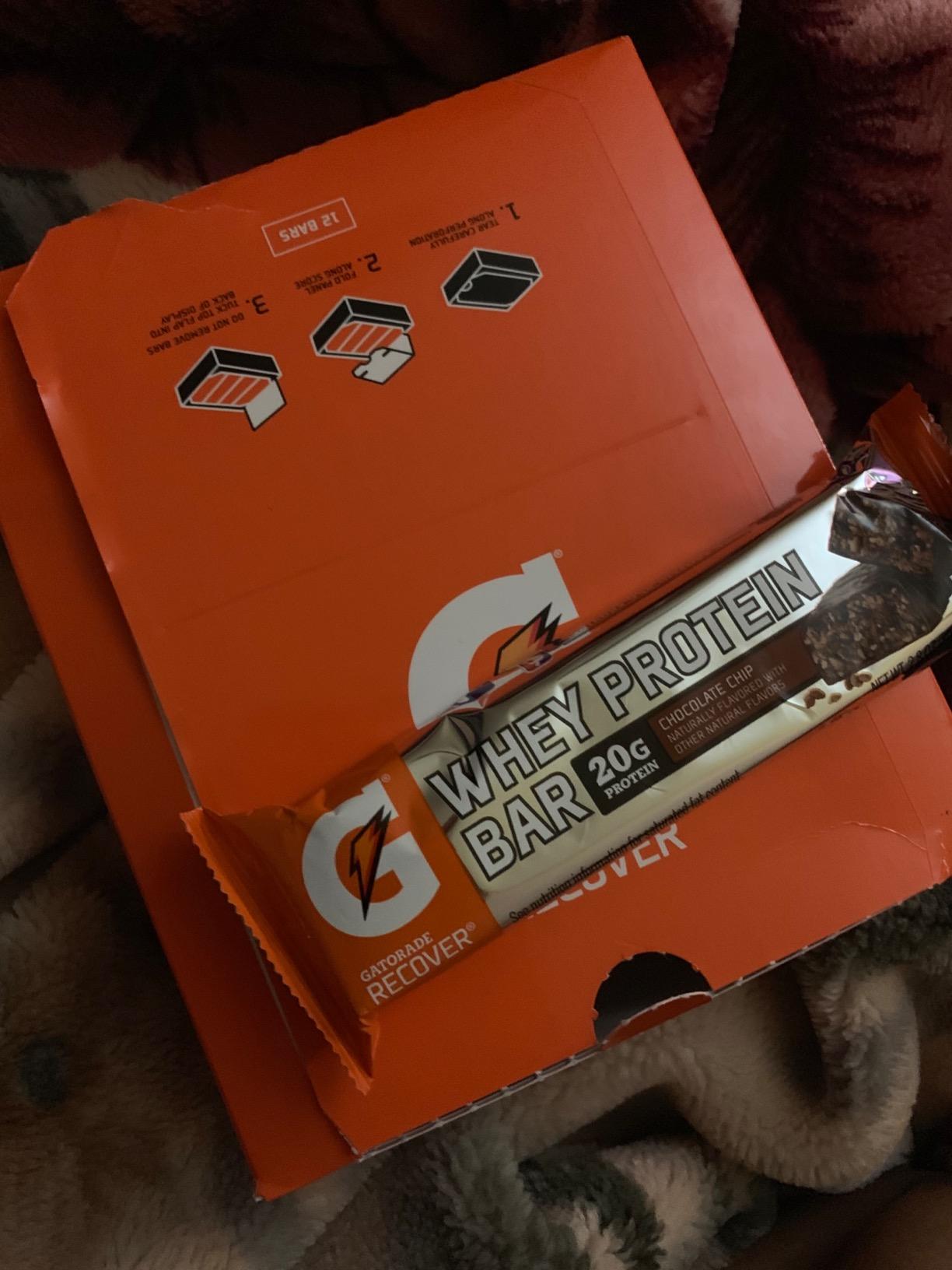 Gatorade Whey Protein Recover Bars, Chocolate Chip, 2.8 ounce bars (12 Count) customer photo 2