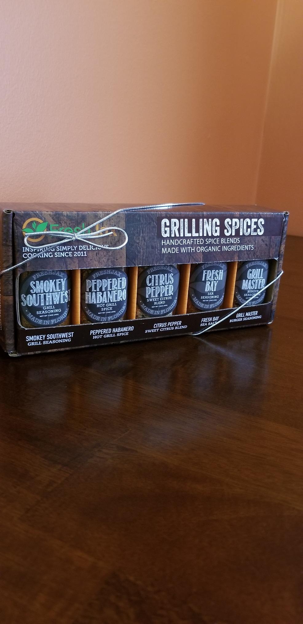 Organic Grill Seasoning Set with Gift Box, FreshJax BBQ Rub Gift Set 5 pack customer photo 2