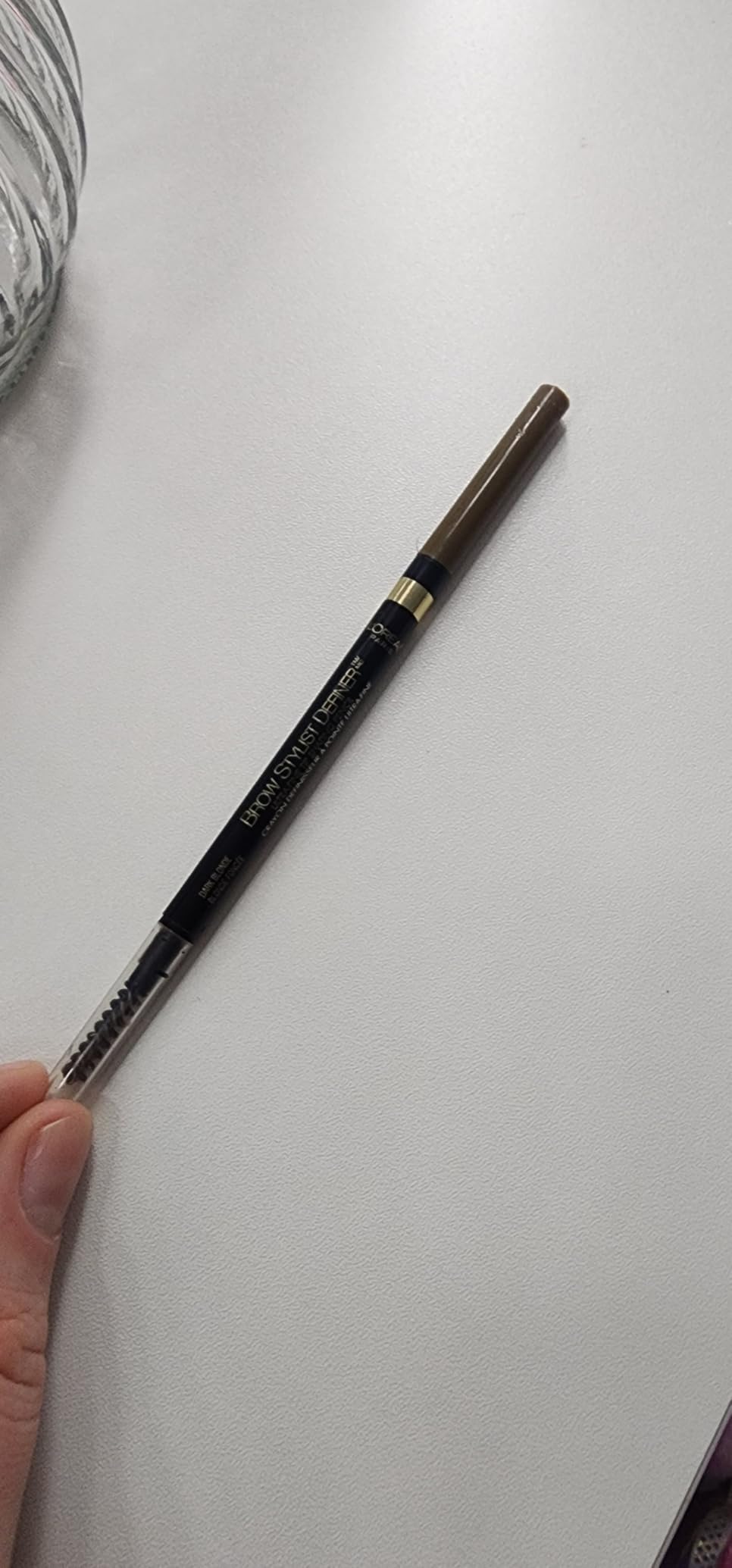 L'Oreal Paris Makeup Brow Stylist Definer Waterproof Eyebrow Pencil, Ultra-Fine Mechanical Pencil, Draws Tiny Brow Hairs and Fills in Sparse Areas and Gaps, Brunette, 0.003 Ounce (1 Count) customer photo 1