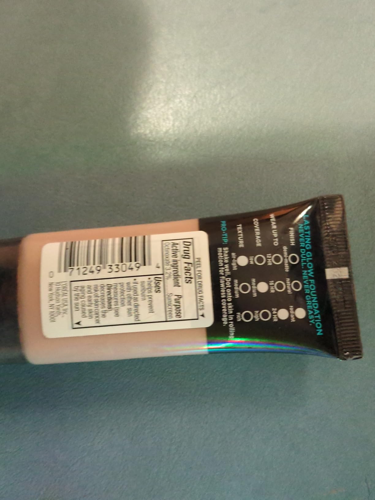 L'Oreal Paris Makeup Infallible Up to 24HR Pro-Glow Foundation, Creamy Natural, 1 fl oz. customer photo 2