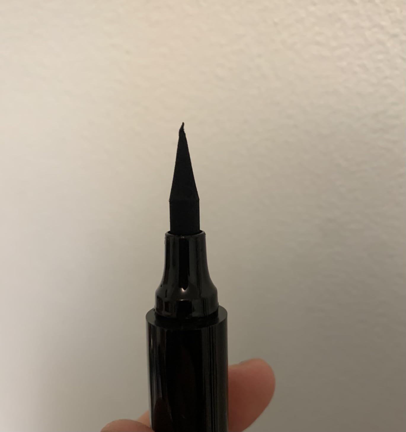 e.l.f. Intense Ink Eyeliner, Enhances The Lash Line With Rich & Long-Lasting Color, Tip For Precise Application, Vegan & Cruelty-Free, Blackest Black customer photo 2