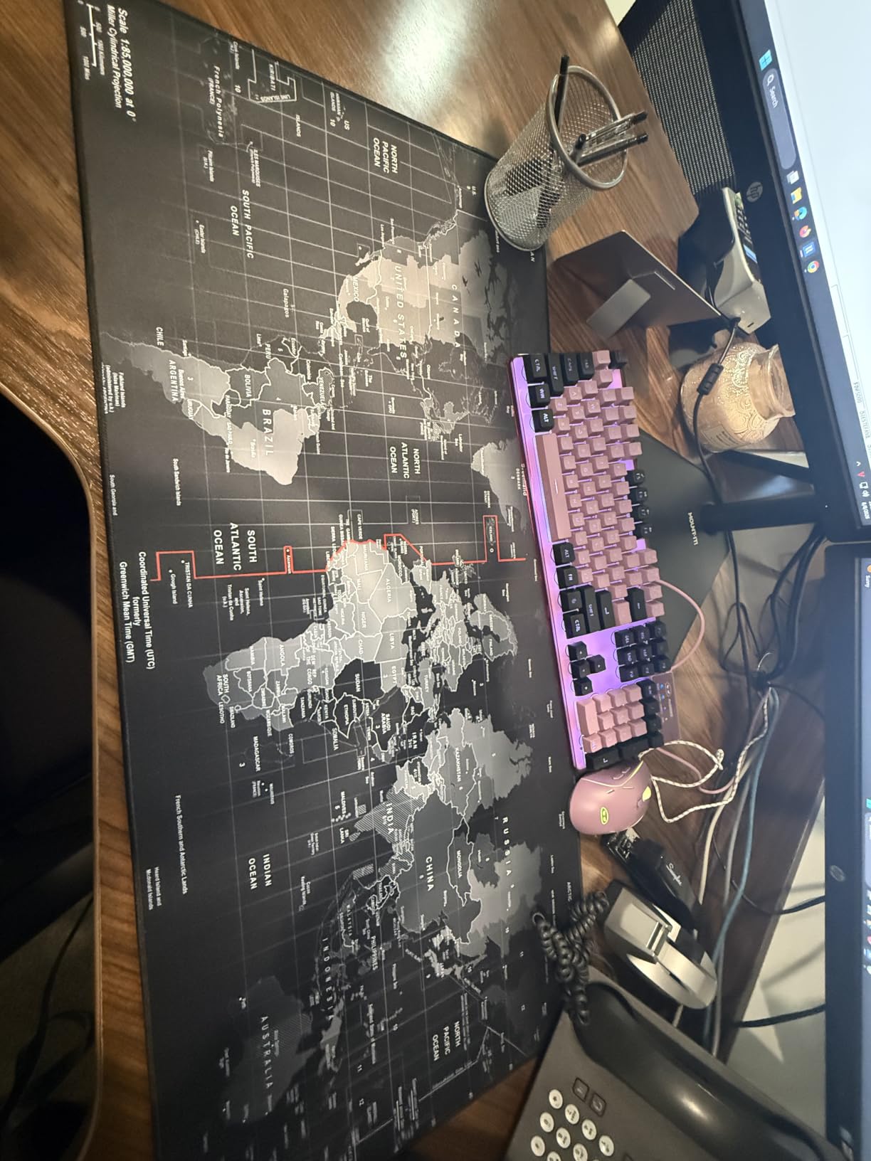 XXL Professional Large Mouse Pad & Computer Game Mouse Mat (35.4x15.7x0.1IN, Map) (90 * 40 Map) customer photo 2