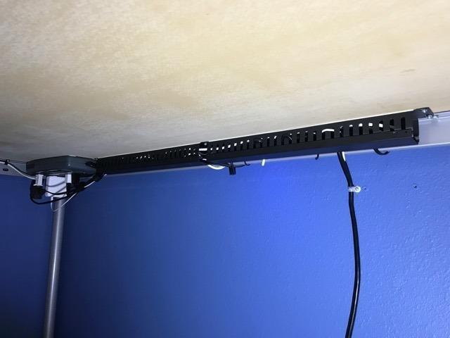 19 Inch 1U Cable Management Horizontal Cable Rack Mount Manager with mounting Screws for Service Rack Cabinet 24 Slot Finger Duct with Cover customer photo 1