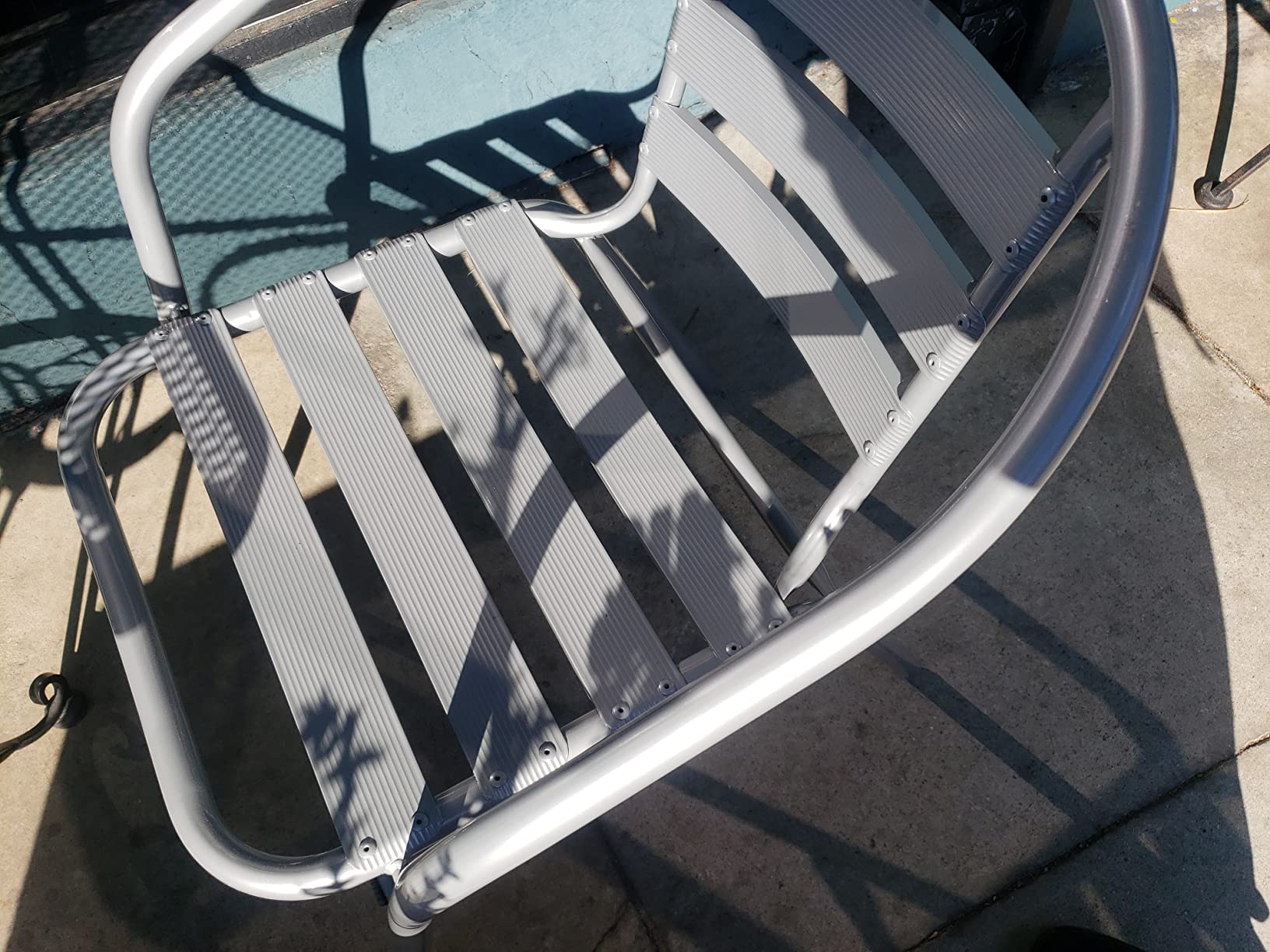 Flash Furniture Aluminum Slat Back Stacking Outdoor Restaurant Chairs, Modern Stackable Patio Chairs for Restaurants, Set of 4, Black customer photo 2