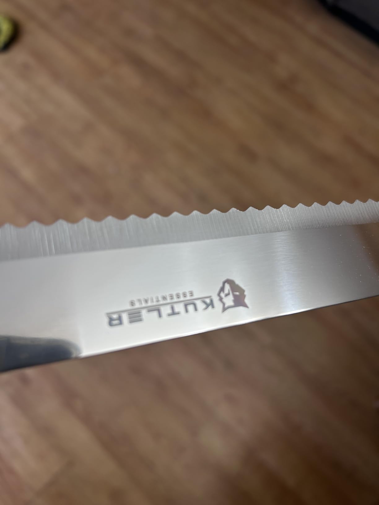 KUTLER Professional 10-Inch Bread Knife and Cake Slicer with Serrated Edge - Ultra-Sharp Stainless Steel Cutlery customer photo 2