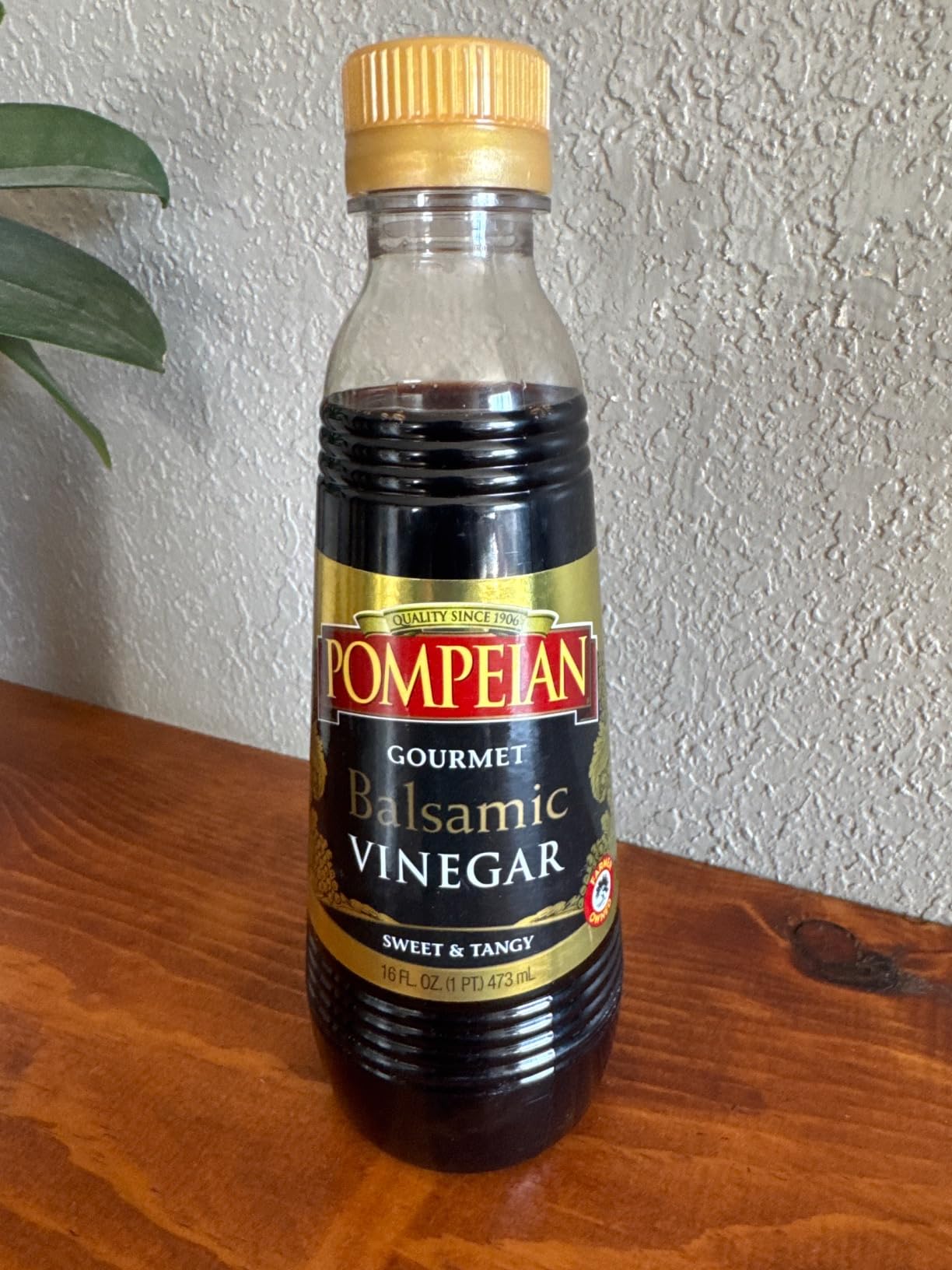 Pompeian Gourmet Balsamic Vinegar - 16 fl oz customer photo 1
