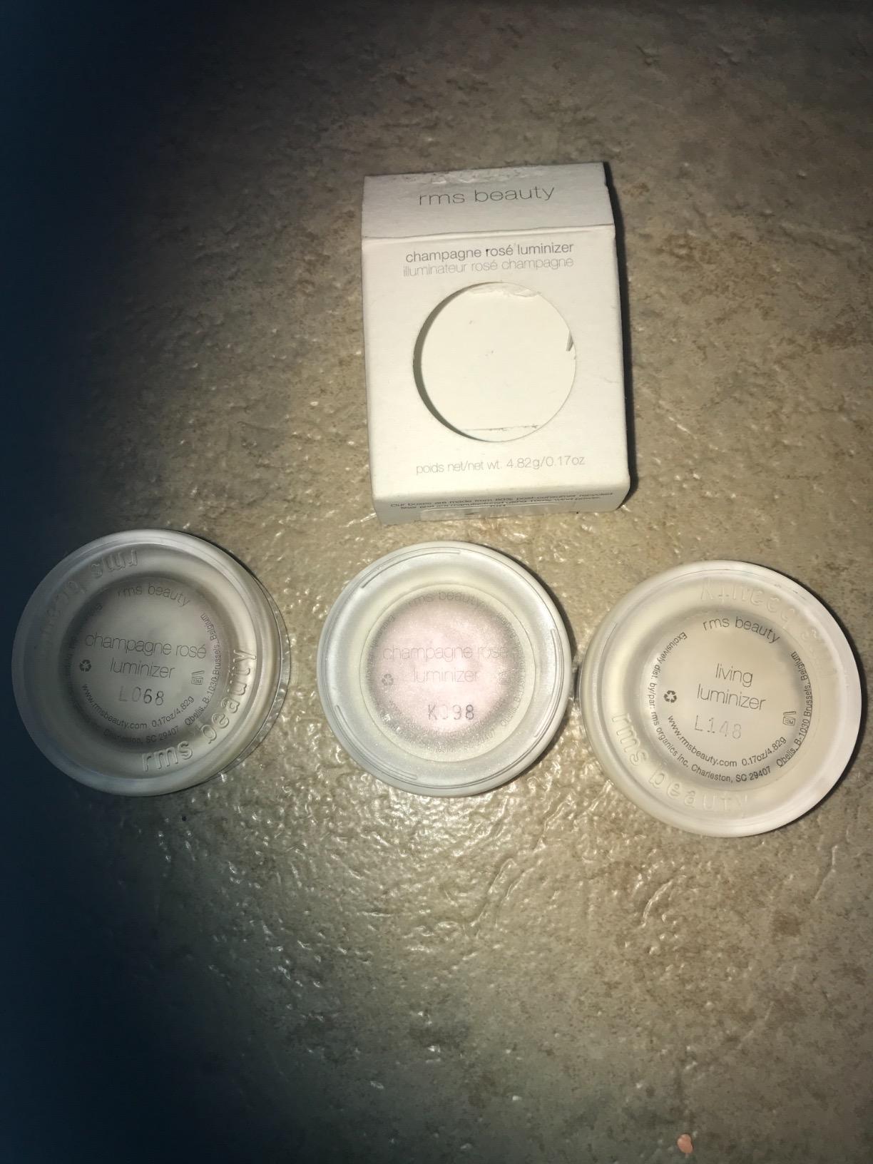 RMS Beauty Luminizer - Natural Cream Highlighter Makeup for Face & Body - Hydrating Dewy Glow Highlighter for Mature Skin - Non-Glittery - 0.17 oz customer photo 1