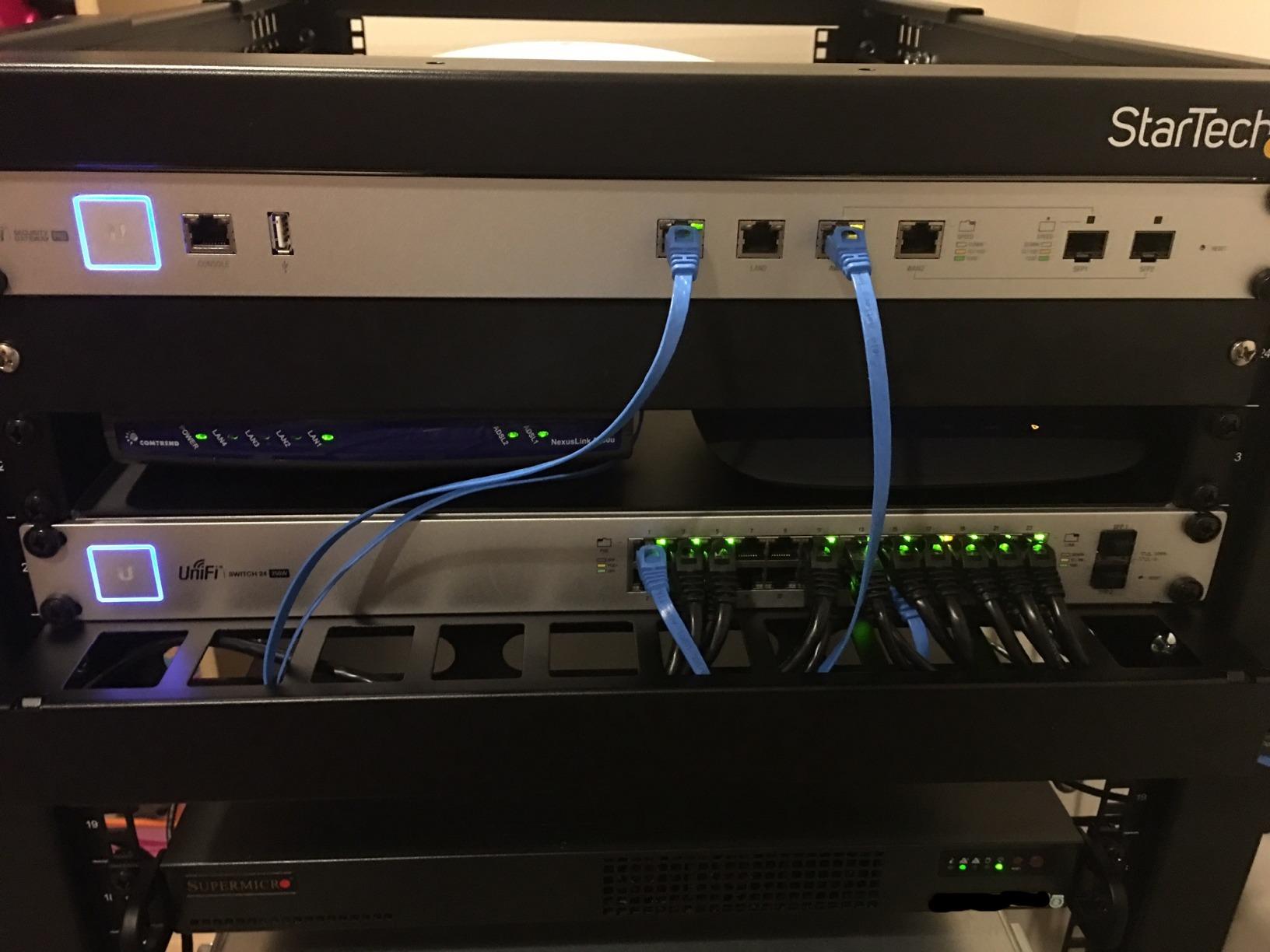 StarTech.com 3ft (1m) Vertical Cable Management Duct with Cover - 0U Open Slot Finger Duct Wire Raceway for 19 Inch Server Rack - Slotted Cord Channel (CMVER20UF) customer photo 1