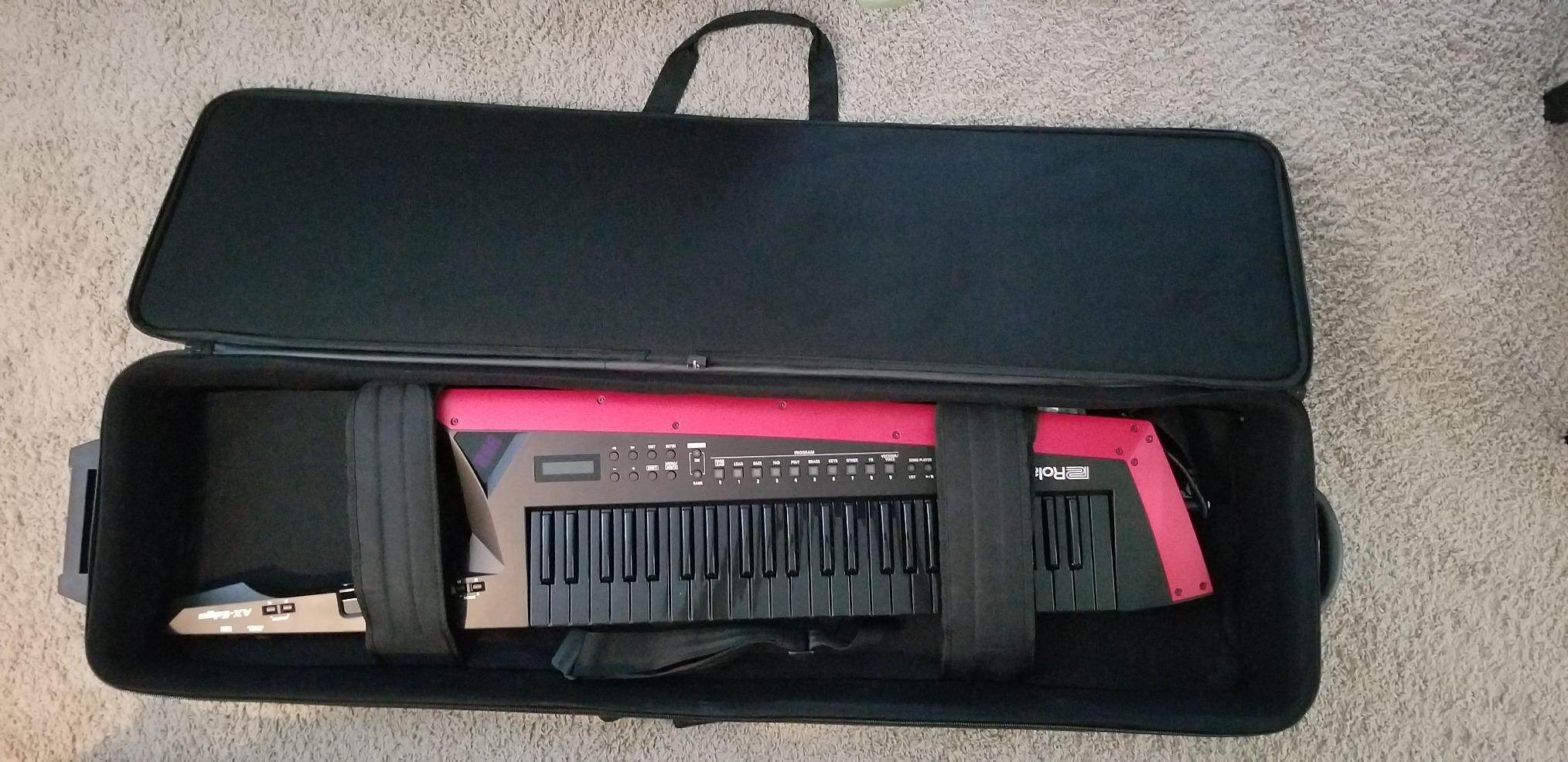 Gator Cases Lightweight Rolling Keyboard Case for Slim Extra Long 88 Note Keyboards and Electric Pianos (GK-88 SLXL) customer photo 2